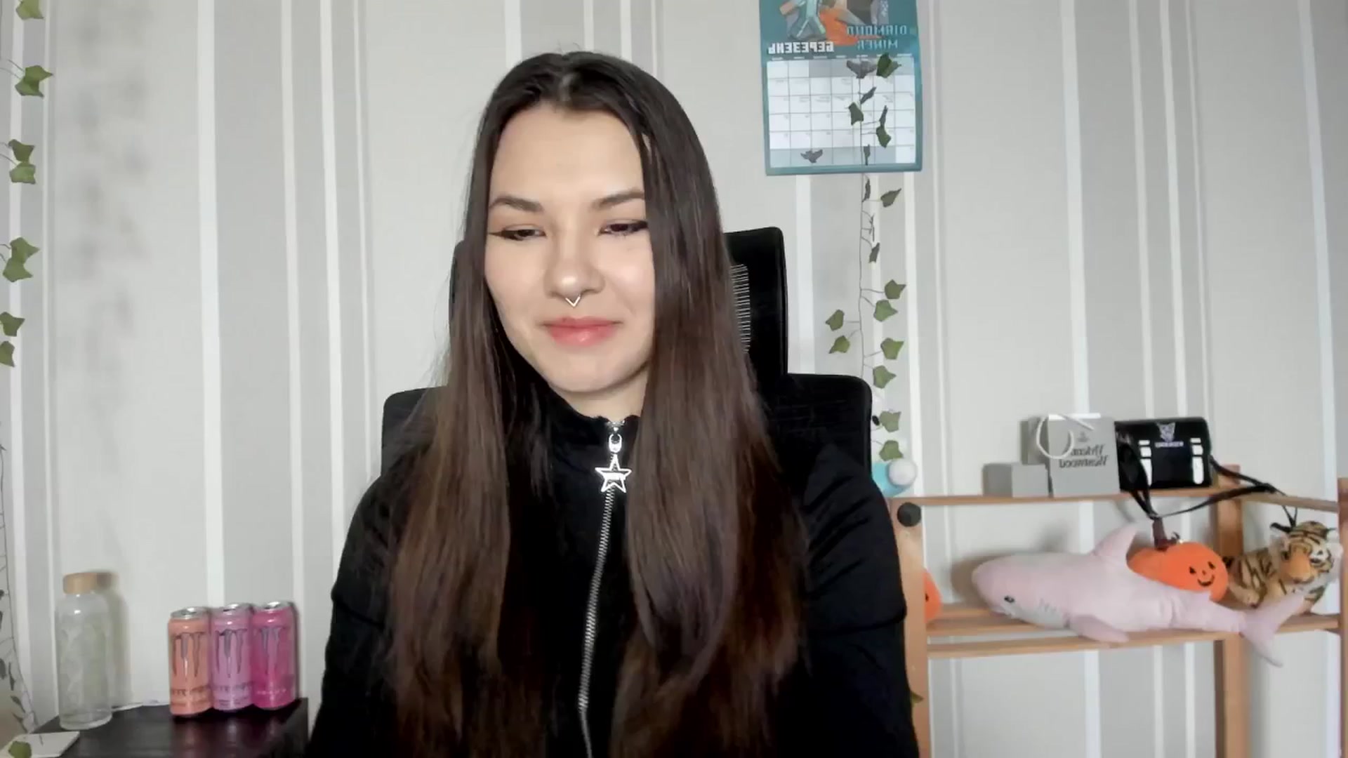 Gallery image thumbnail from AmnesiaGirl1's myfreecams stream on, 03/19/2025, 15:39 image 5 of 20