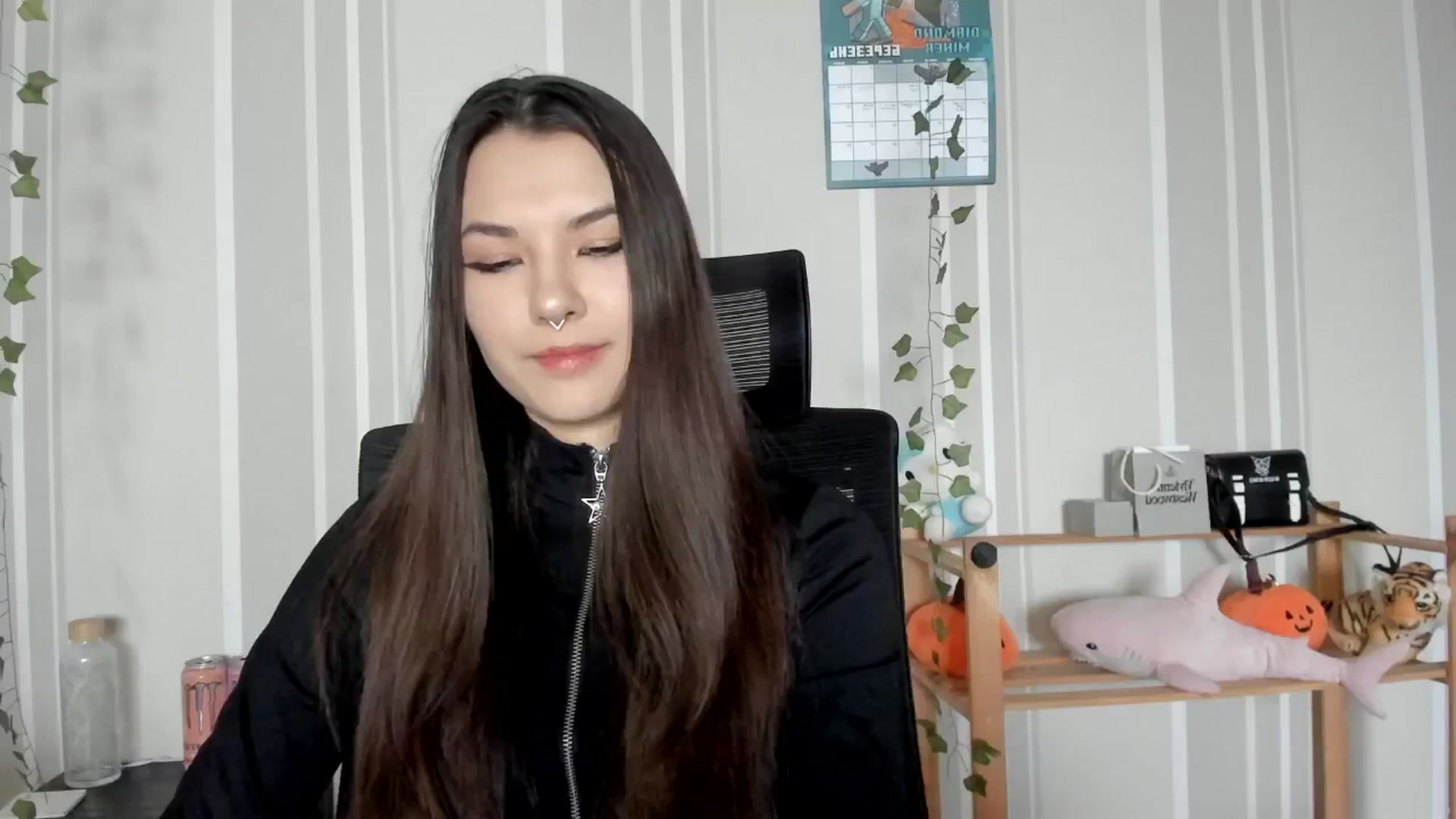 Gallery image thumbnail from AmnesiaGirl1's myfreecams stream on, 03/19/2025, 15:39 image 12 of 20