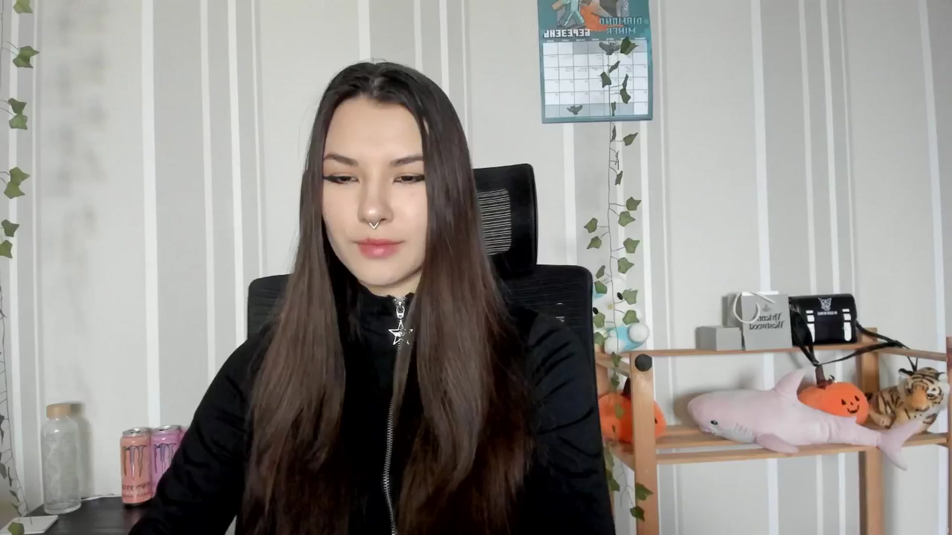 Gallery image thumbnail from AmnesiaGirl1's myfreecams stream on, 03/19/2025, 15:39 image 3 of 20