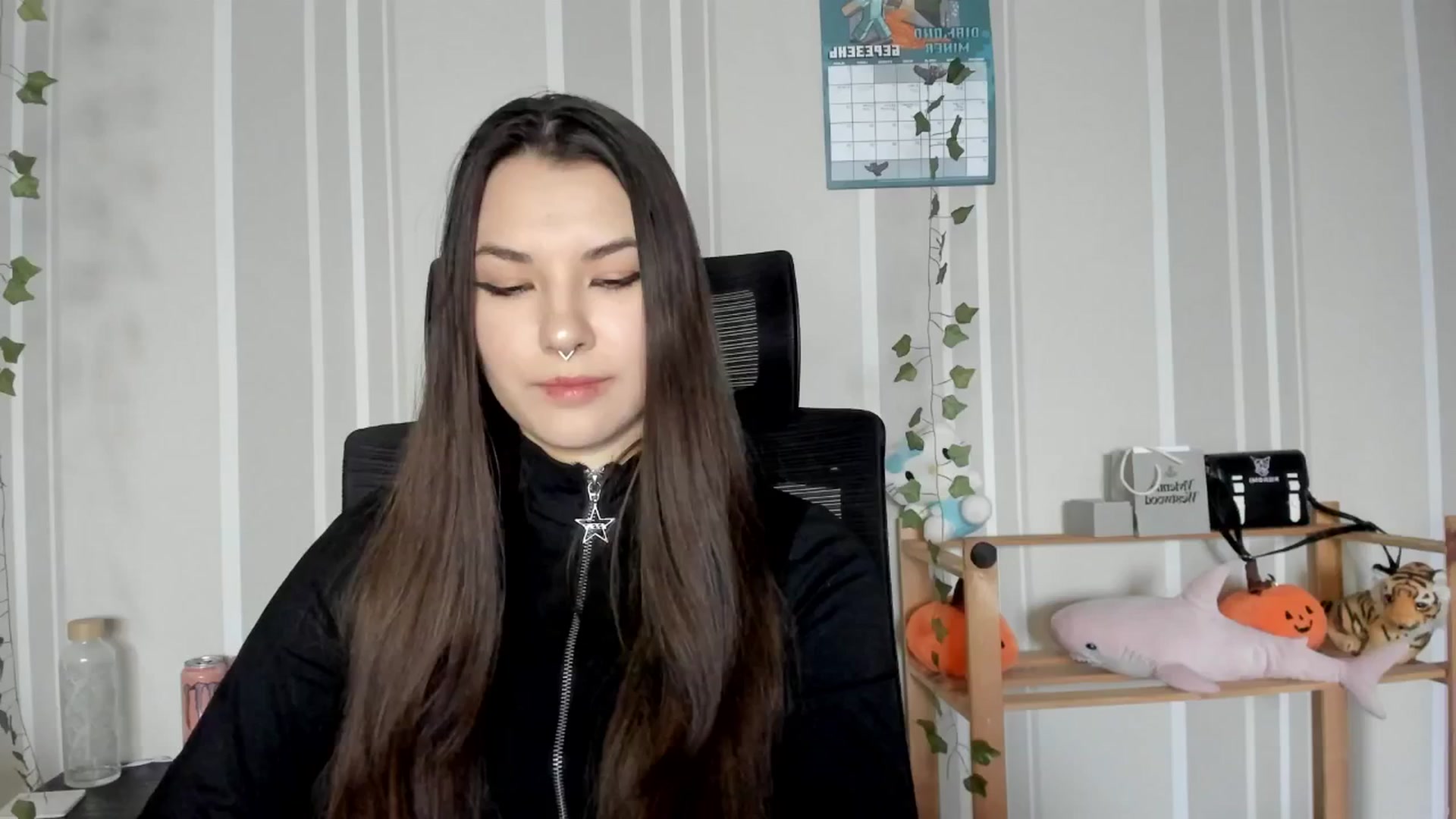 Gallery image thumbnail from AmnesiaGirl1's myfreecams stream on, 03/19/2025, 15:39 image 17 of 20