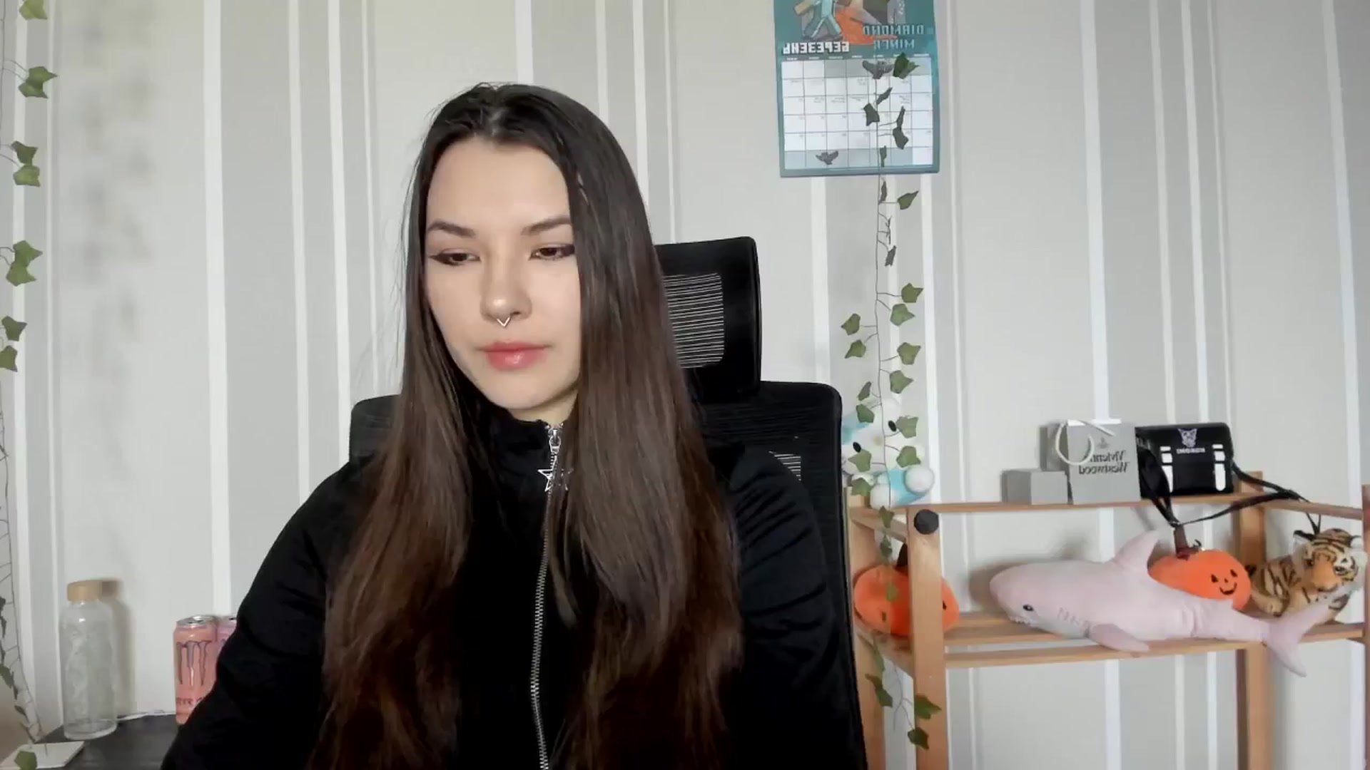 Gallery image thumbnail from AmnesiaGirl1's myfreecams stream on, 03/19/2025, 15:39 image 1 of 20