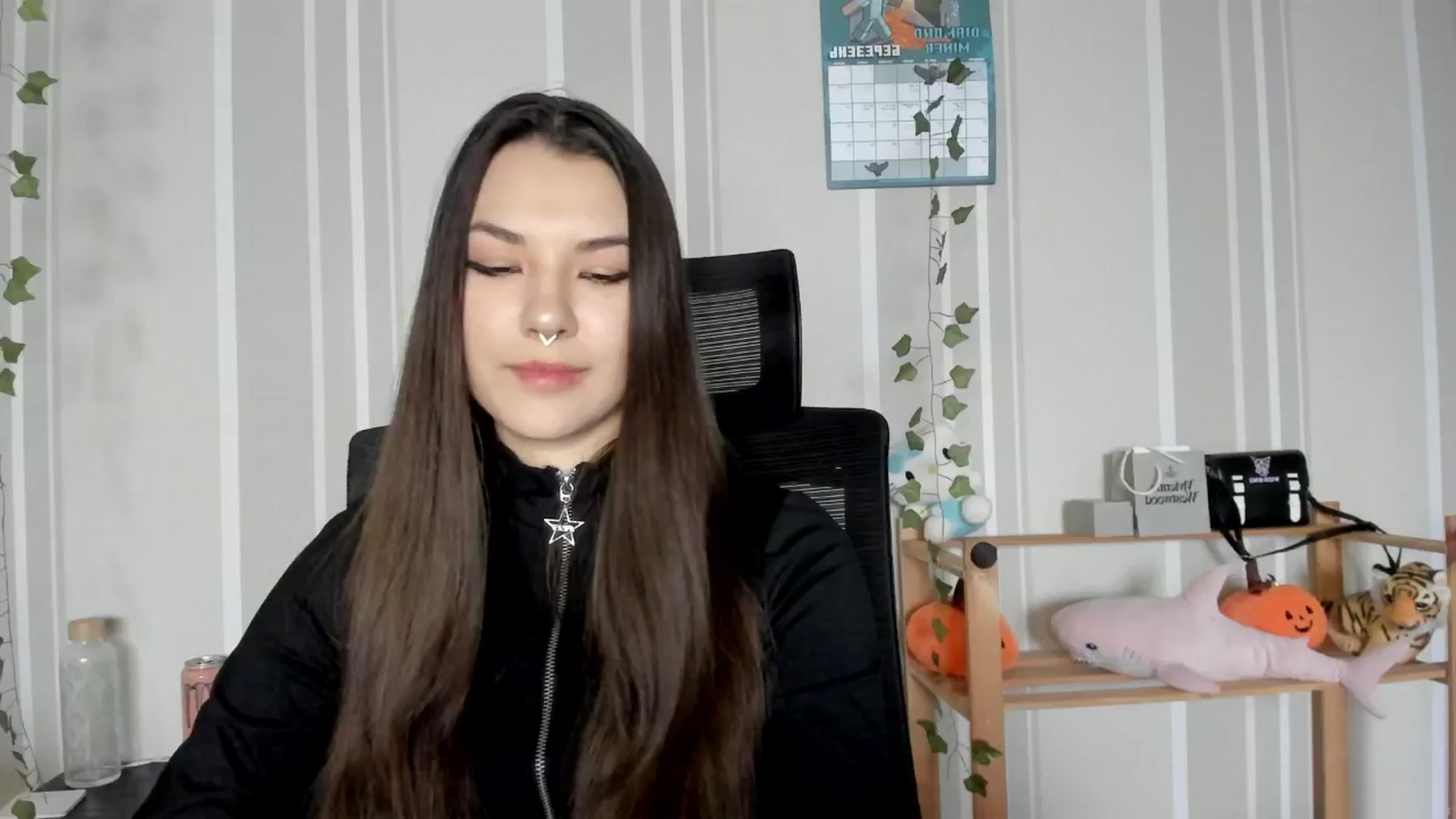Gallery image thumbnail from AmnesiaGirl1's myfreecams stream on, 03/19/2025, 15:39 image 16 of 20