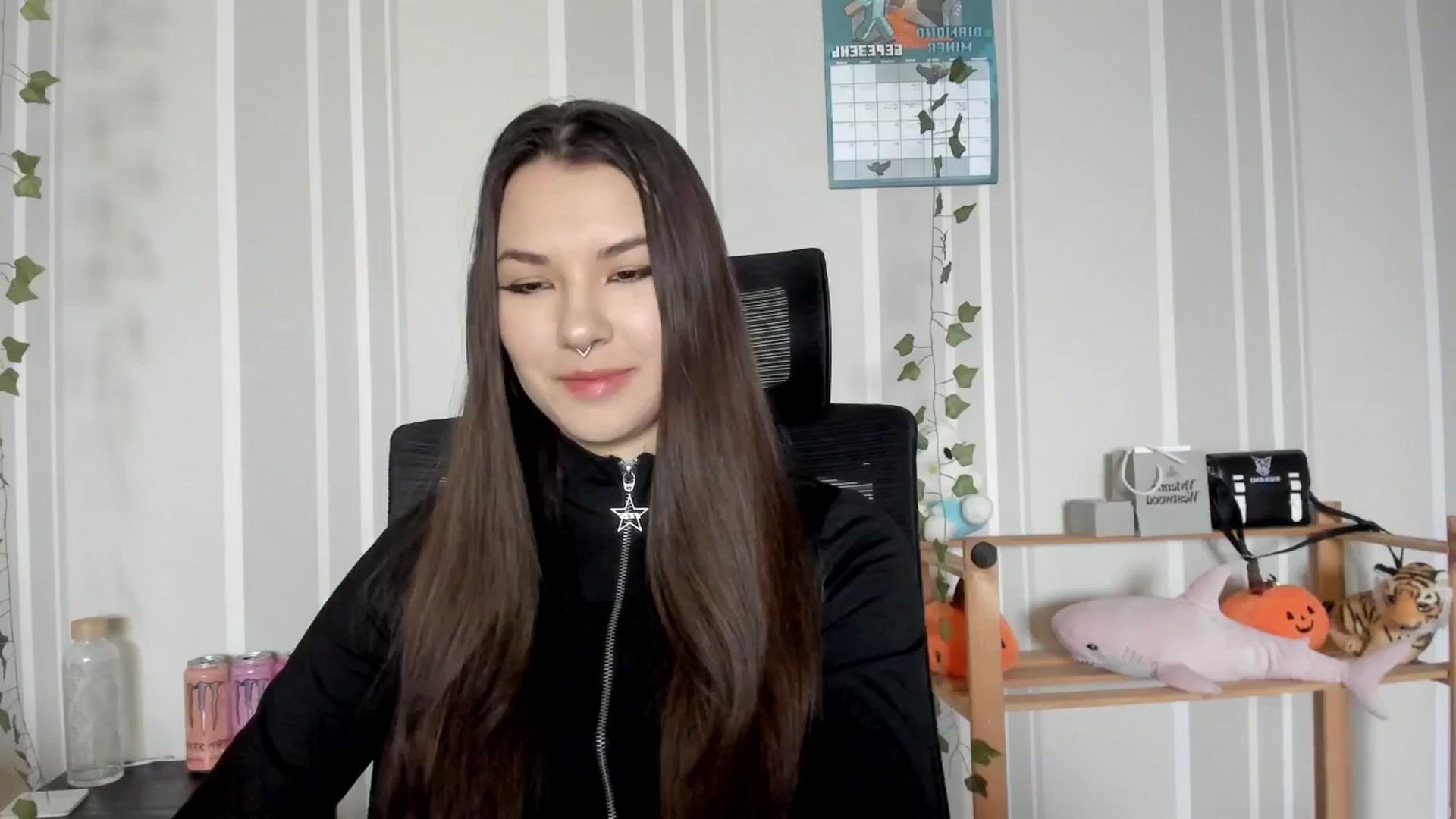 Gallery image thumbnail from AmnesiaGirl1's myfreecams stream on, 03/19/2025, 15:39 image 4 of 20