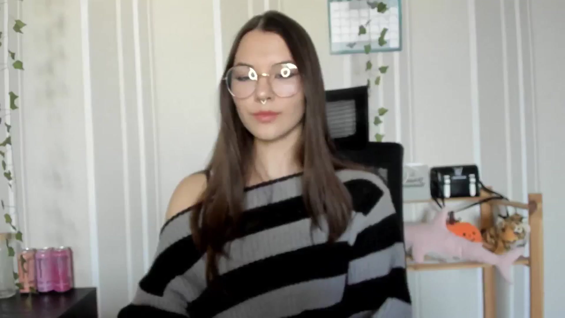 Gallery image thumbnail from AmnesiaGirl1's myfreecams stream on, 03/20/2025, 14:05 image 19 of 20