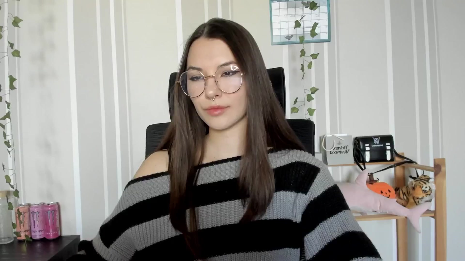 Gallery image thumbnail from AmnesiaGirl1's myfreecams stream on, 03/20/2025, 14:05 image 7 of 20