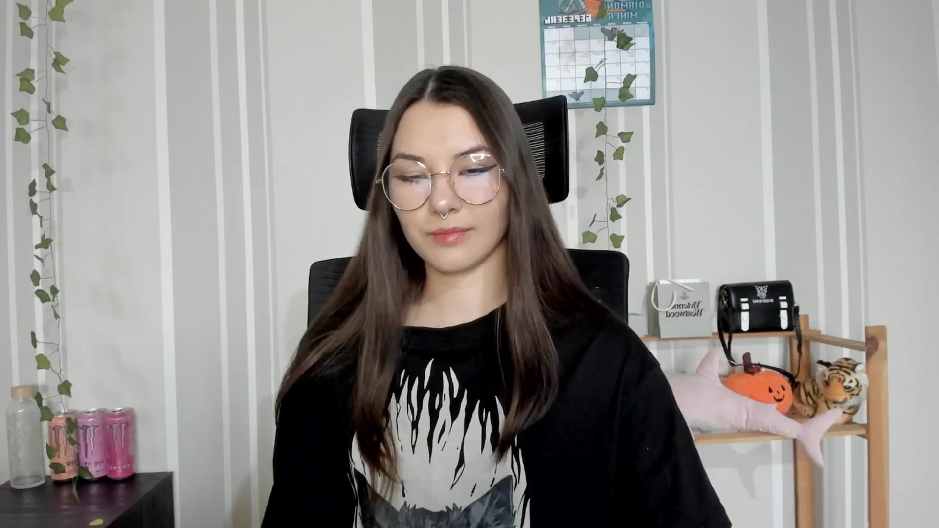 Gallery image thumbnail from AmnesiaGirl1's myfreecams stream on, 03/23/2025, 15:18 image 7 of 20