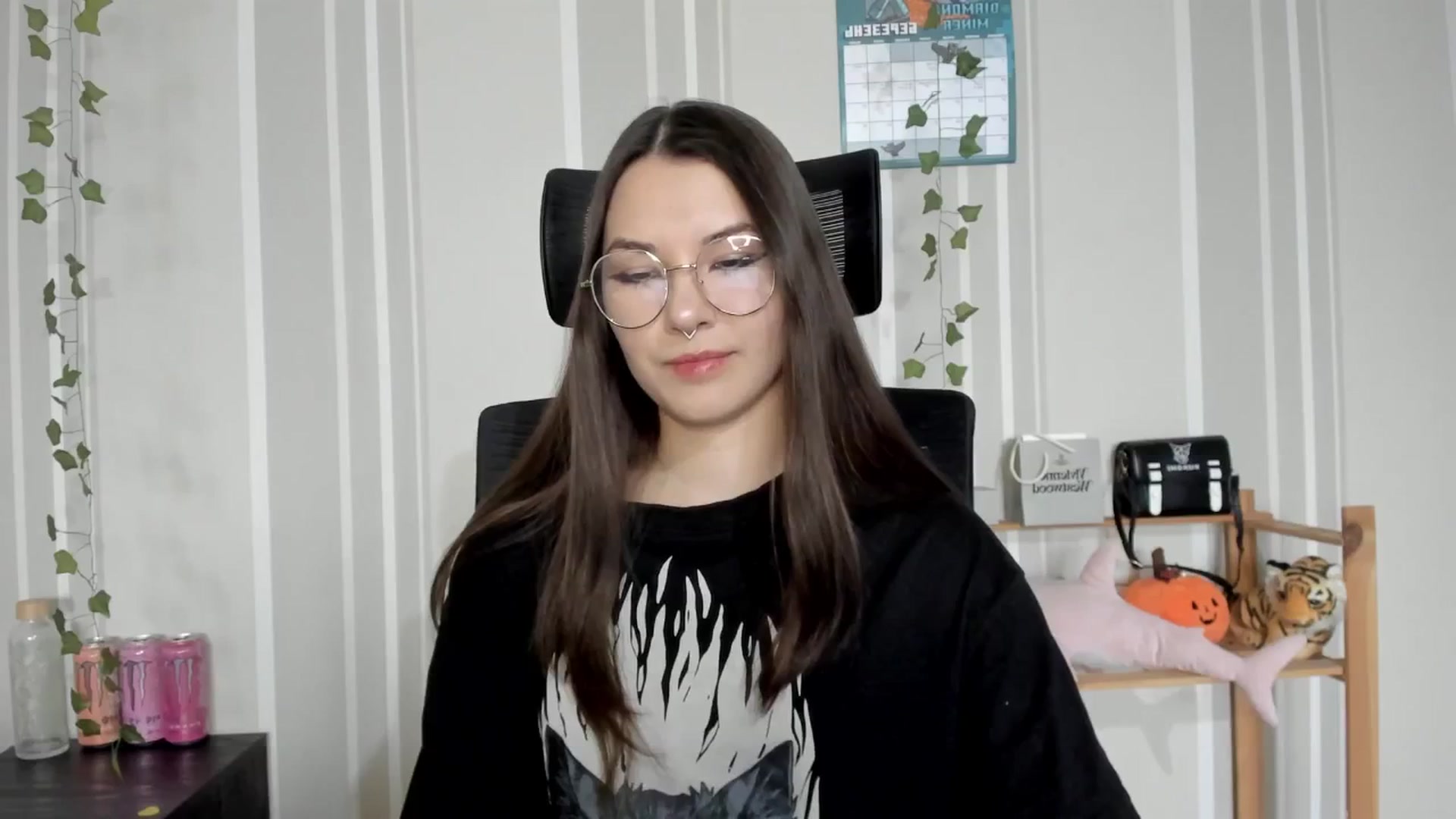 Gallery image thumbnail from AmnesiaGirl1's myfreecams stream on, 03/23/2025, 15:18 image 1 of 20