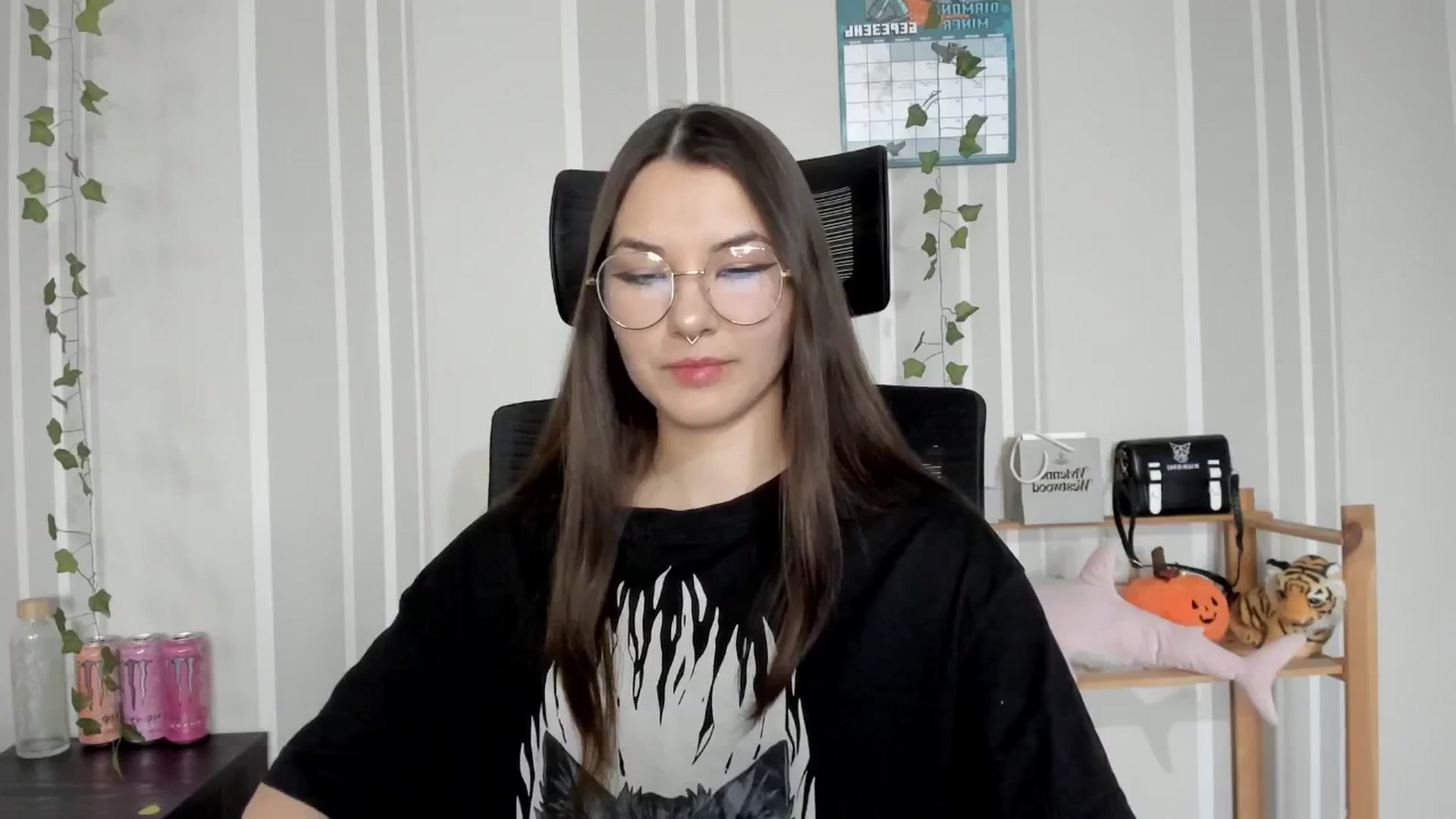Gallery image thumbnail from AmnesiaGirl1's myfreecams stream on, 03/23/2025, 15:18 image 12 of 20