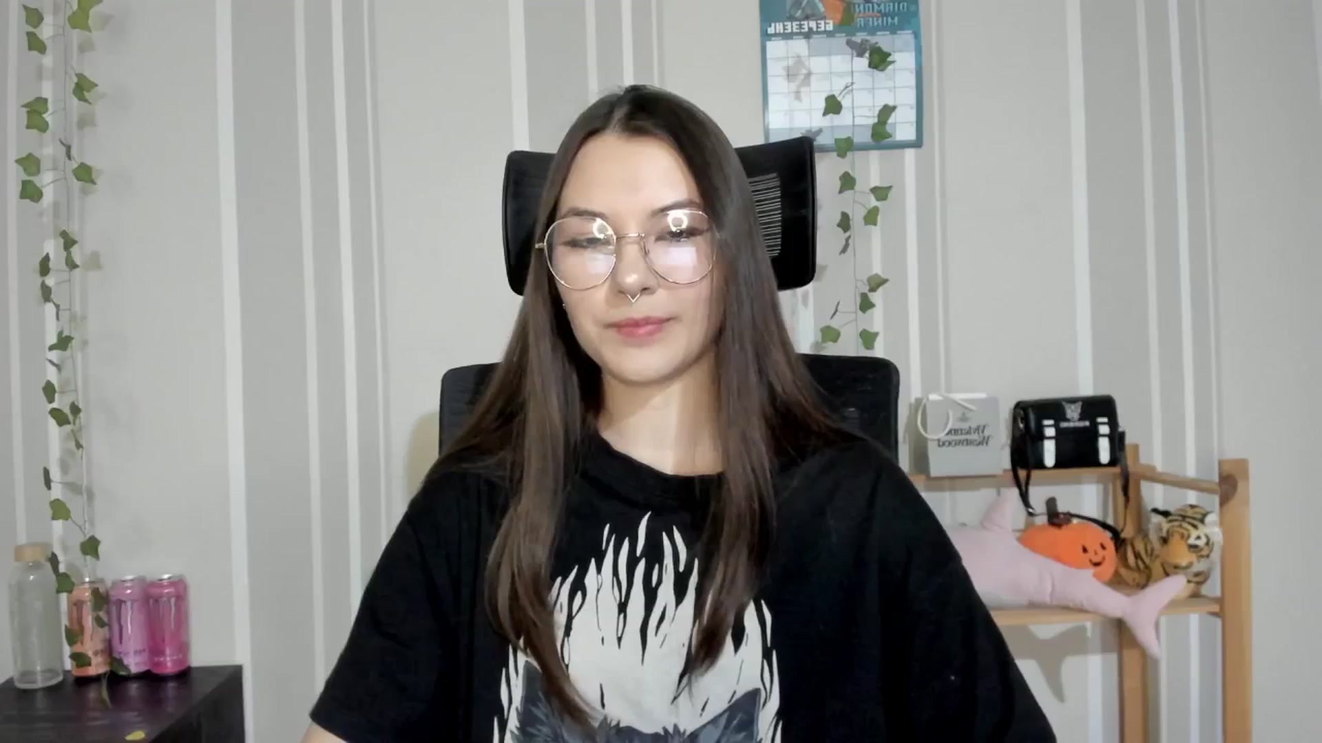 Gallery image thumbnail from AmnesiaGirl1's myfreecams stream on, 03/23/2025, 16:49 image 13 of 20