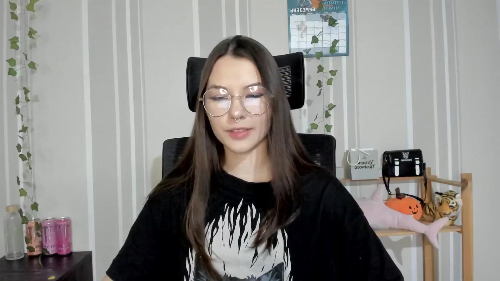 Gallery image thumbnail from AmnesiaGirl1's myfreecams stream on, 03/23/2025, 16:49 image 9 of 20