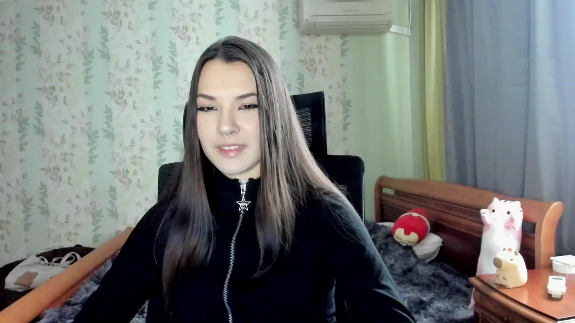 Gallery image thumbnail from AmnesiaGirl1's myfreecams stream on, 03/24/2025, 11:06 image 11 of 20