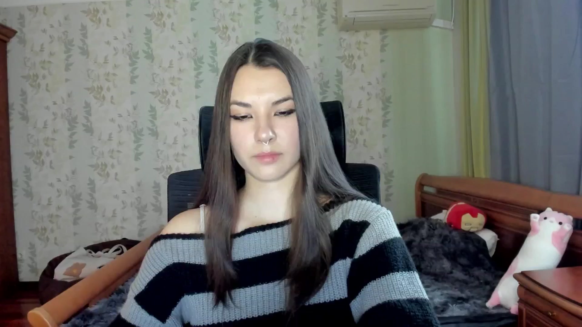 Gallery image thumbnail from AmnesiaGirl1's myfreecams stream on, 03/29/2025, 15:30 image 15 of 20