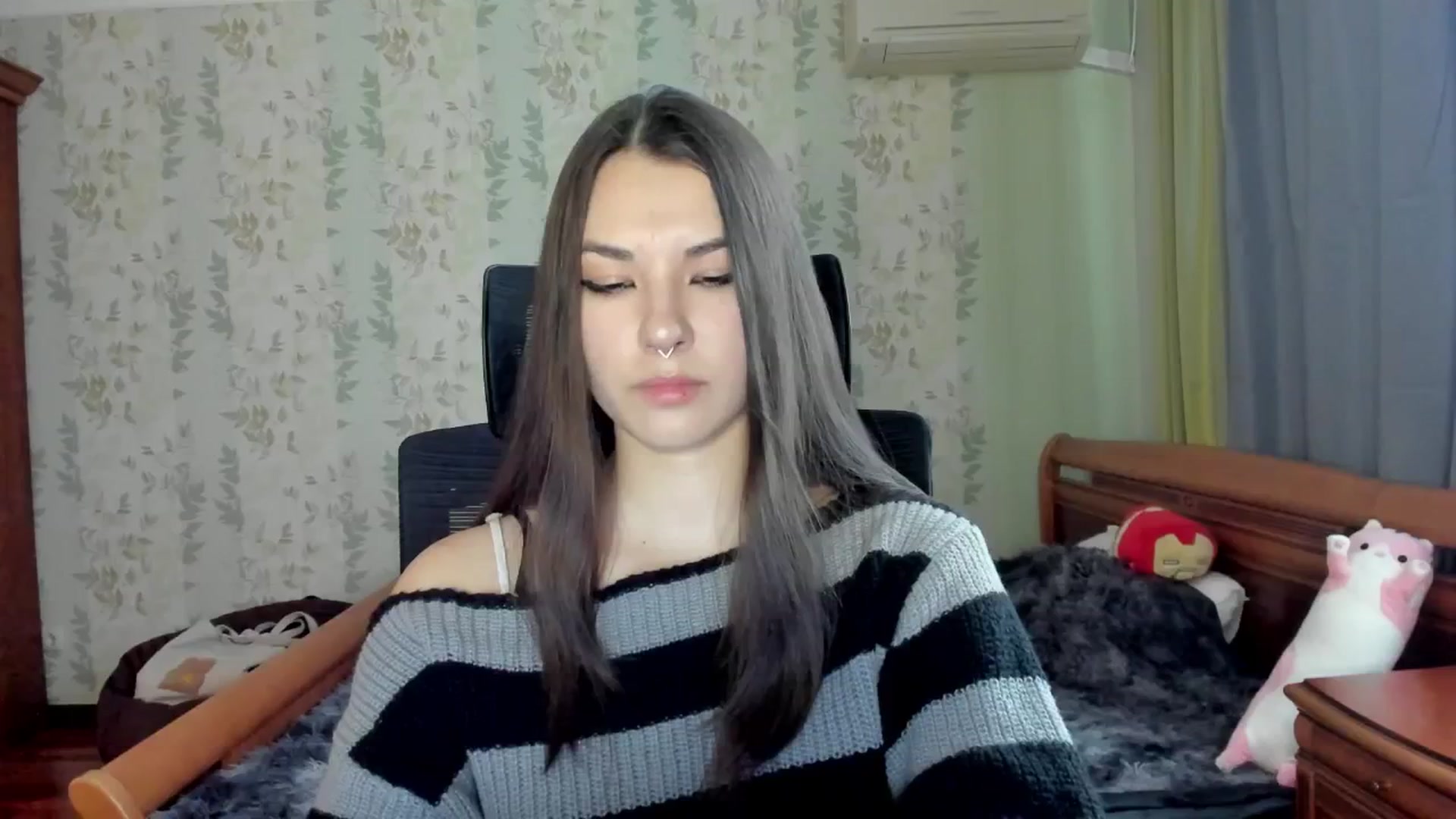 Gallery image thumbnail from AmnesiaGirl1's myfreecams stream on, 03/29/2025, 15:30 image 2 of 20