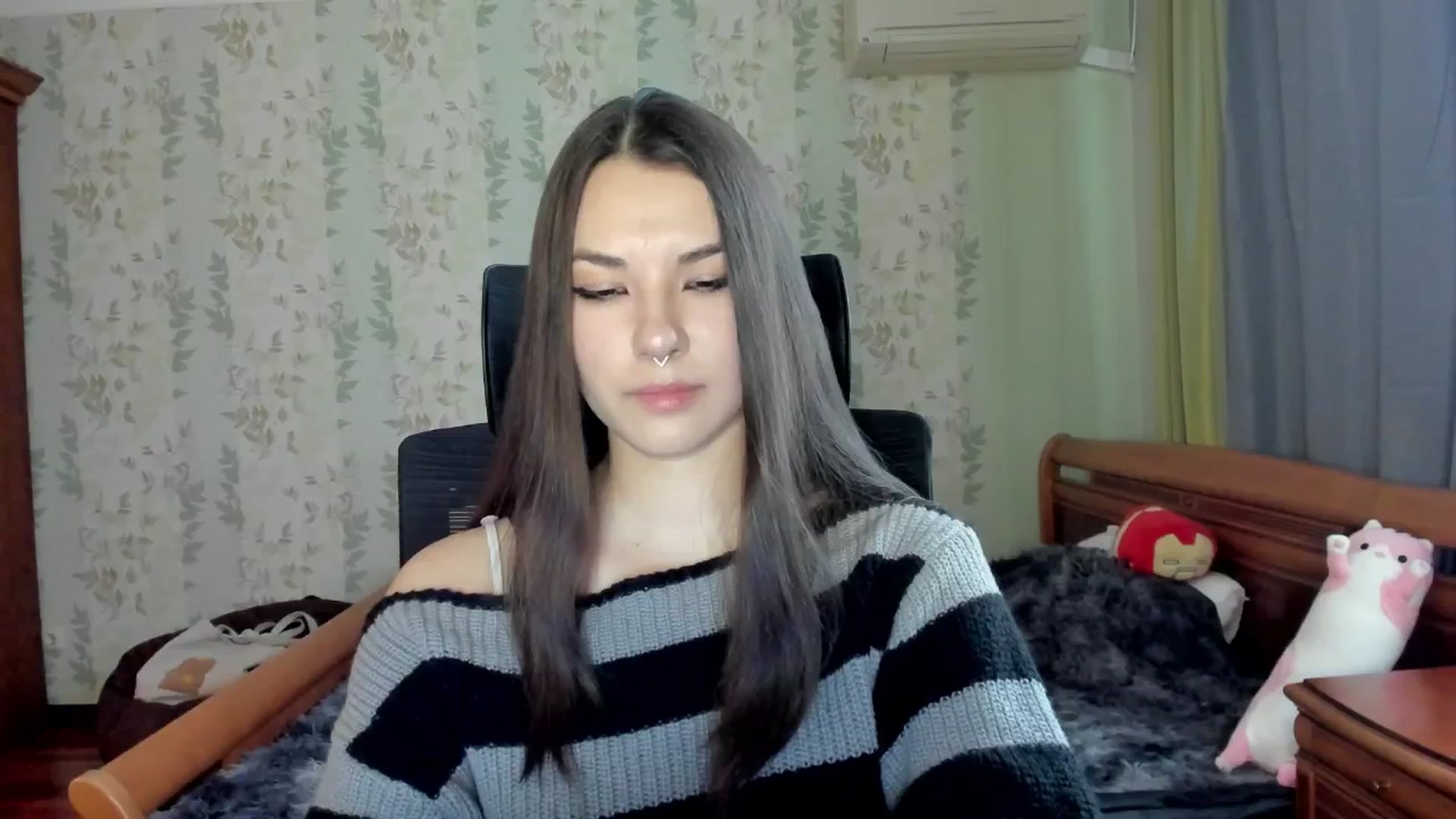 Gallery image thumbnail from AmnesiaGirl1's myfreecams stream on, 03/29/2025, 15:30 image 7 of 20