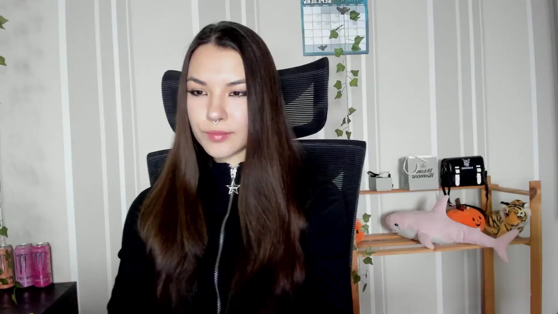 Gallery image thumbnail from AmnesiaGirl1's myfreecams stream on, 03/30/2025, 16:02 image 3 of 20
