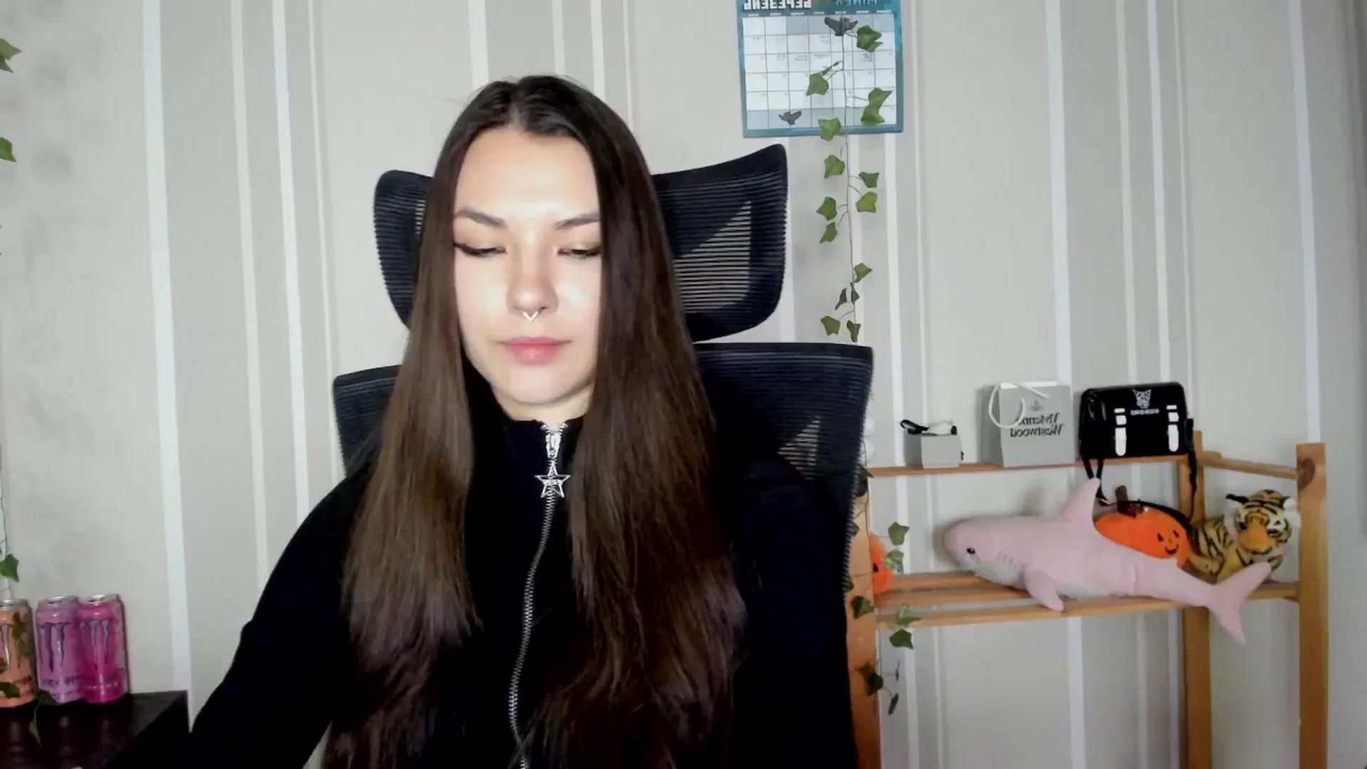 Gallery image thumbnail from AmnesiaGirl1's myfreecams stream on, 03/30/2025, 16:02 image 13 of 20