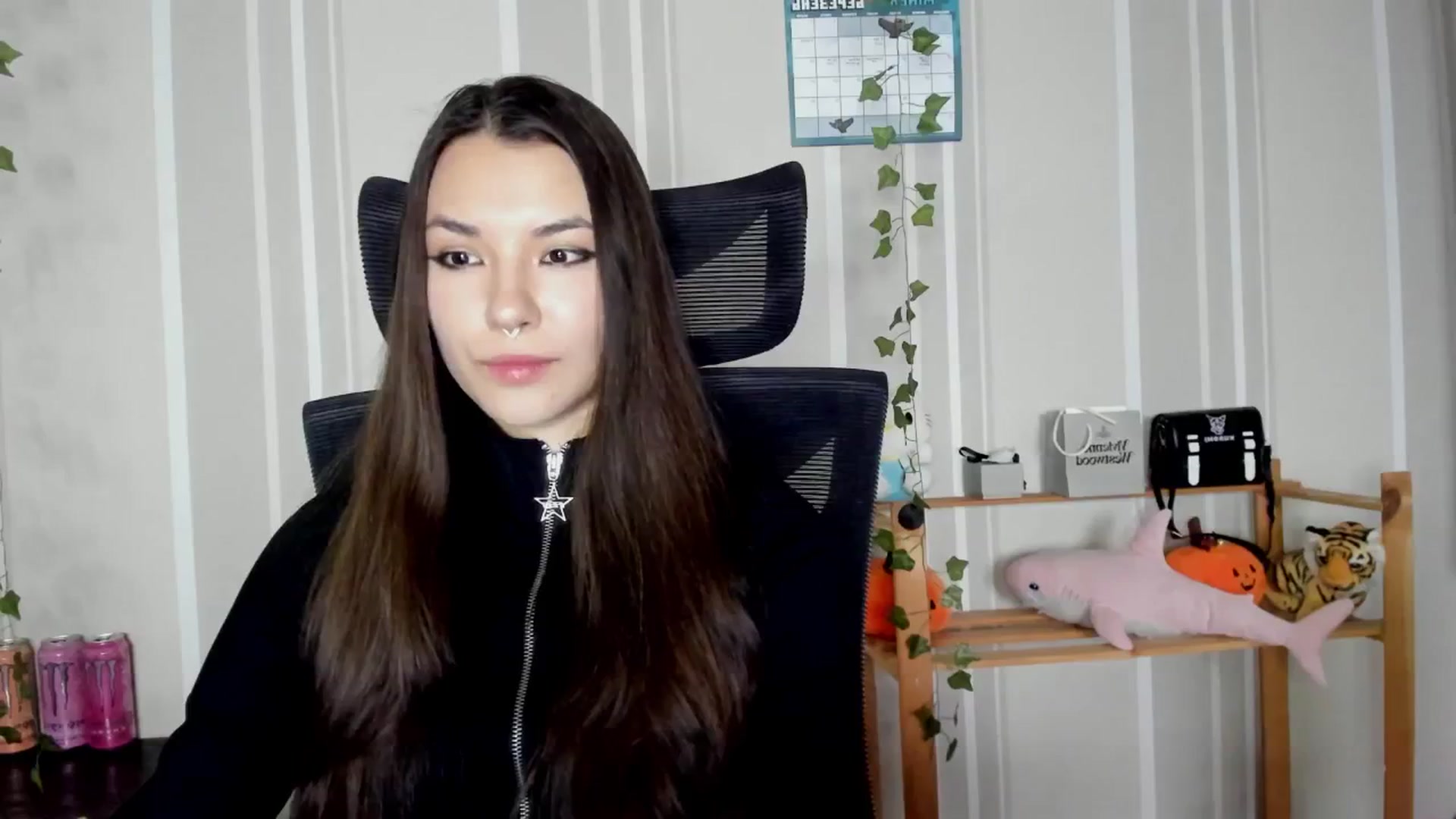 Gallery image thumbnail from AmnesiaGirl1's myfreecams stream on, 03/30/2025, 16:02 image 12 of 20