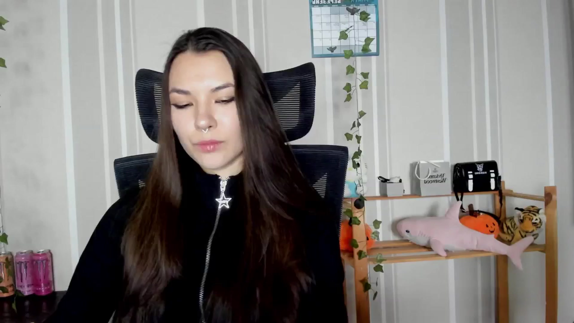 Gallery image thumbnail from AmnesiaGirl1's myfreecams stream on, 03/30/2025, 16:02 image 6 of 20