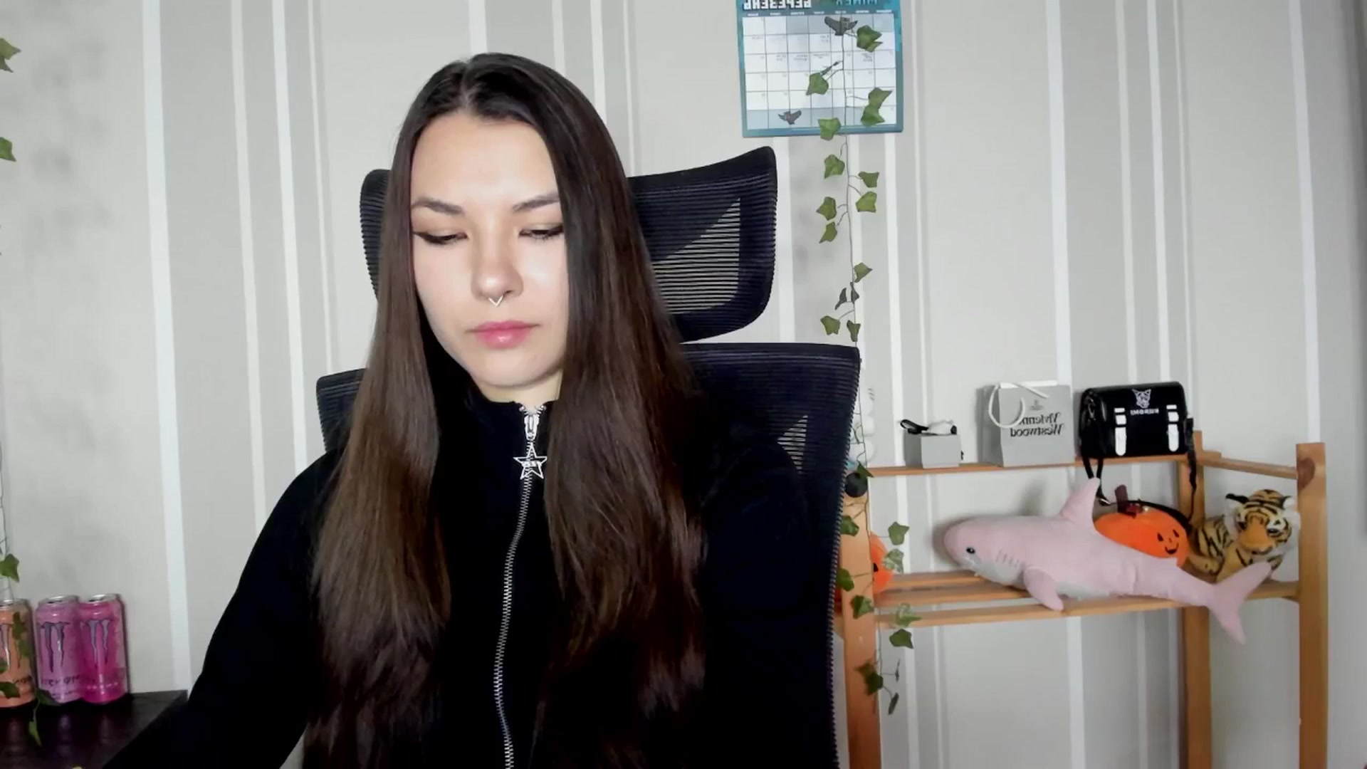Gallery image thumbnail from AmnesiaGirl1's myfreecams stream on, 03/30/2025, 16:02 image 2 of 20
