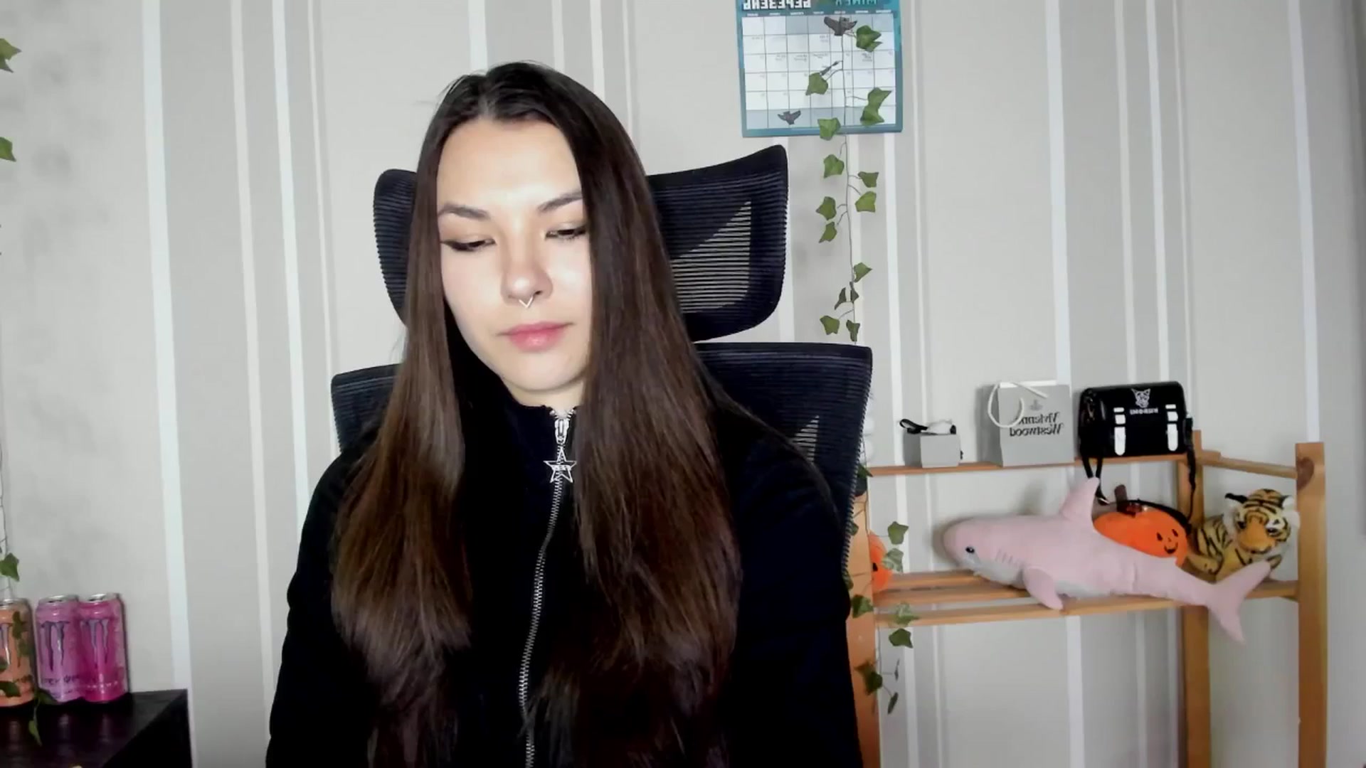 Gallery image thumbnail from AmnesiaGirl1's myfreecams stream on, 03/30/2025, 16:02 image 9 of 20