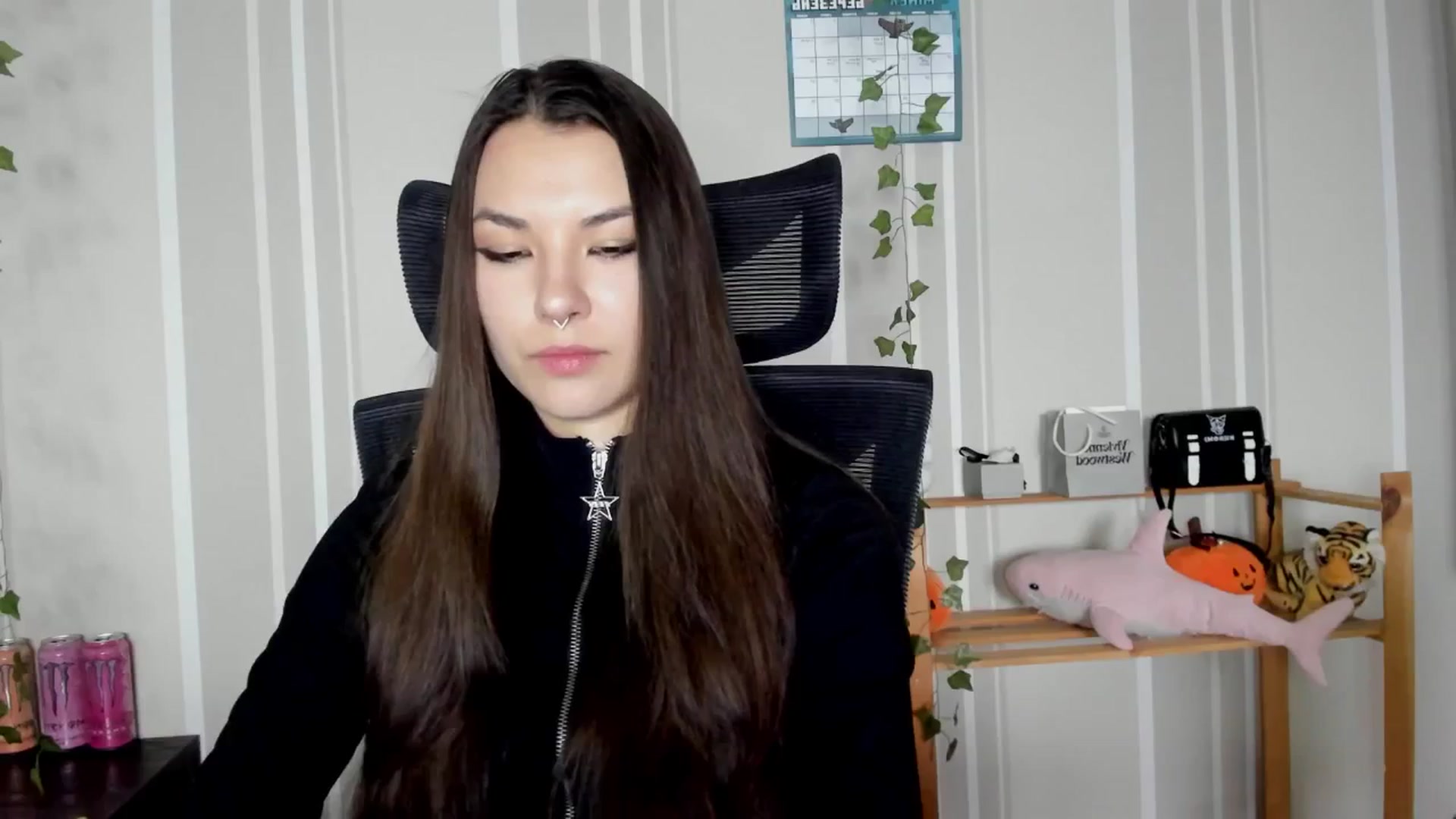 Gallery image thumbnail from AmnesiaGirl1's myfreecams stream on, 03/30/2025, 16:02 image 8 of 20