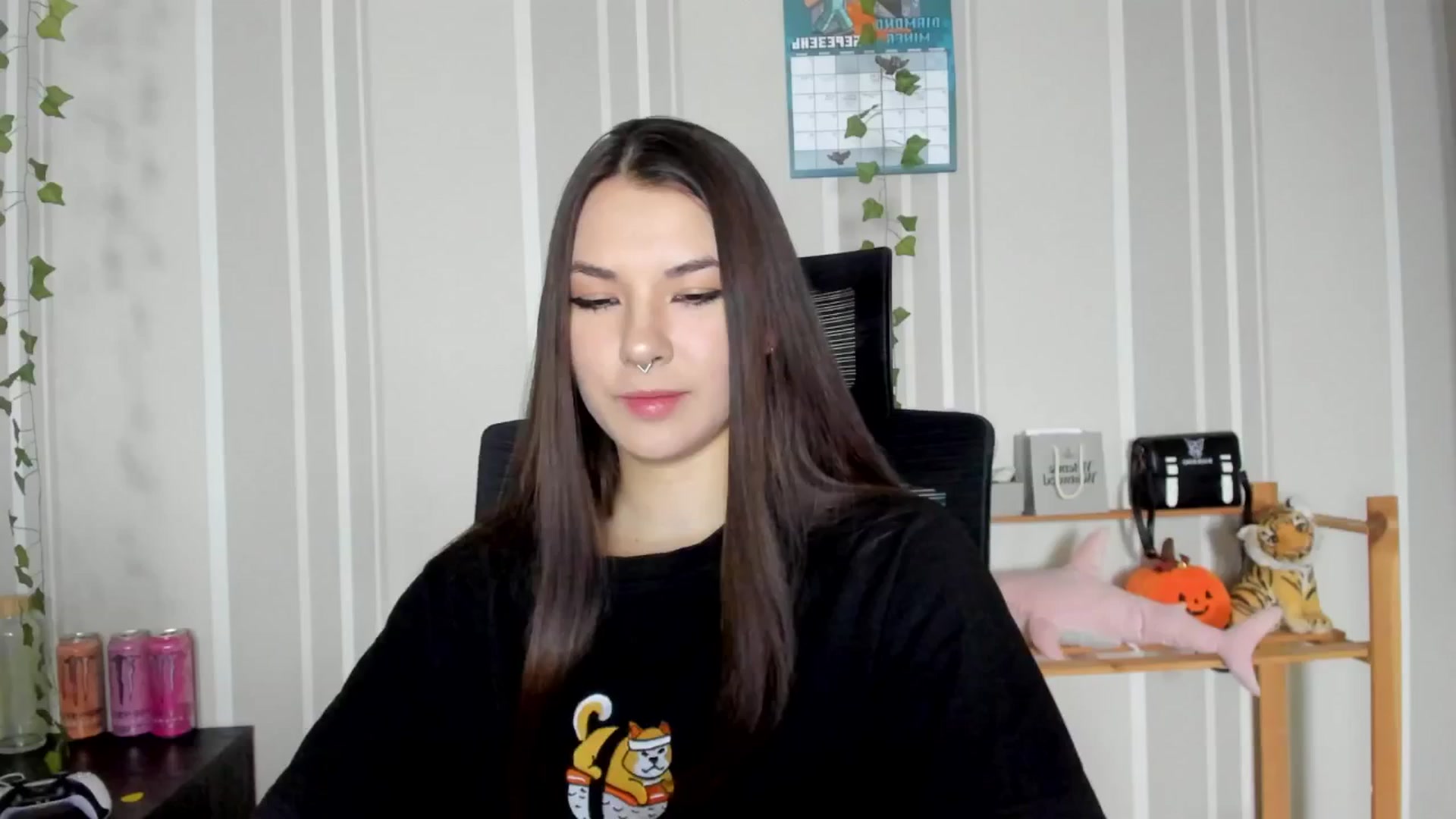 Gallery image thumbnail from AmnesiaGirl1's myfreecams stream on, 04/01/2025, 13:46 image 8 of 20