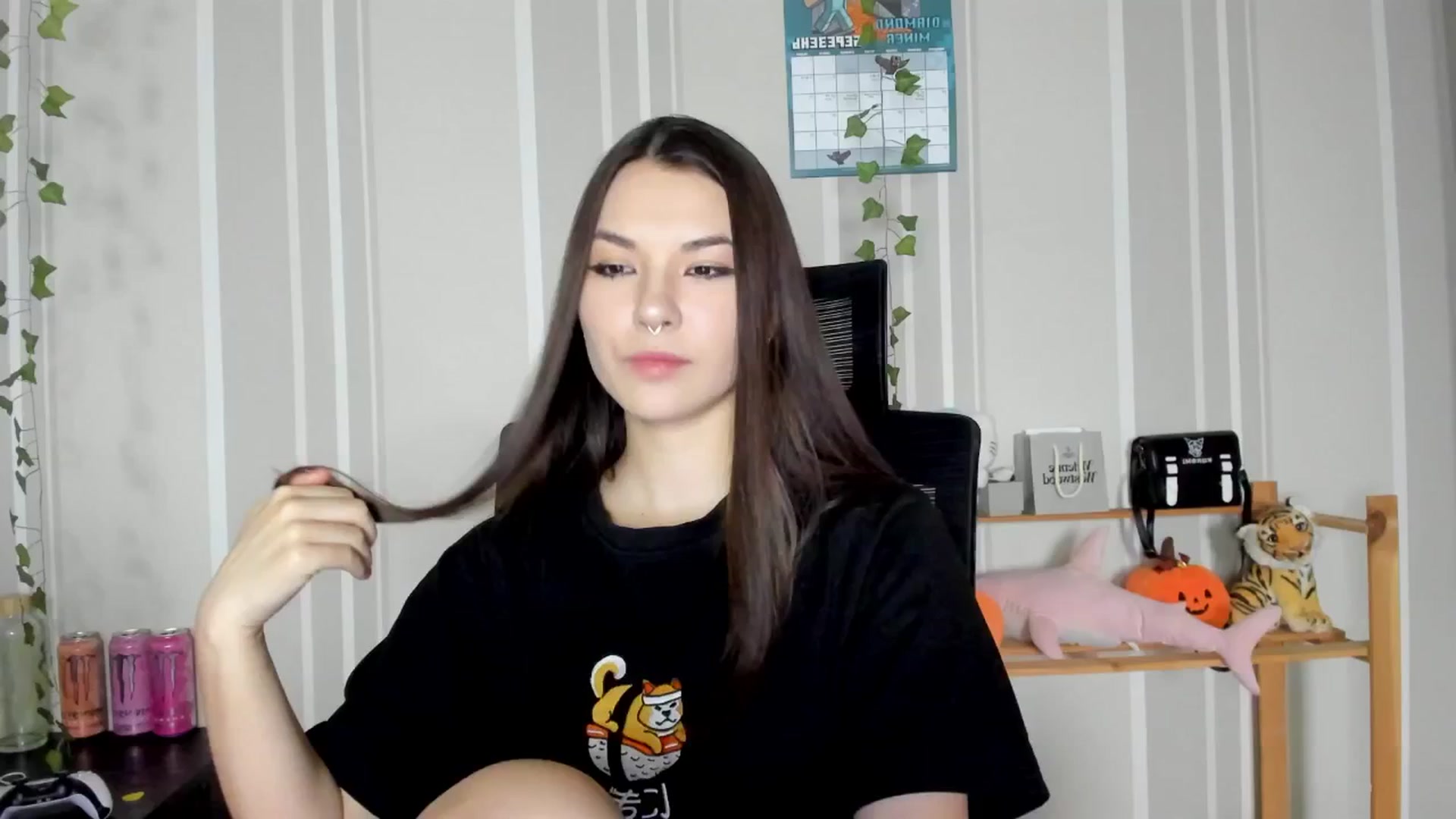 Gallery image thumbnail from AmnesiaGirl1's myfreecams stream on, 04/01/2025, 13:46 image 4 of 20