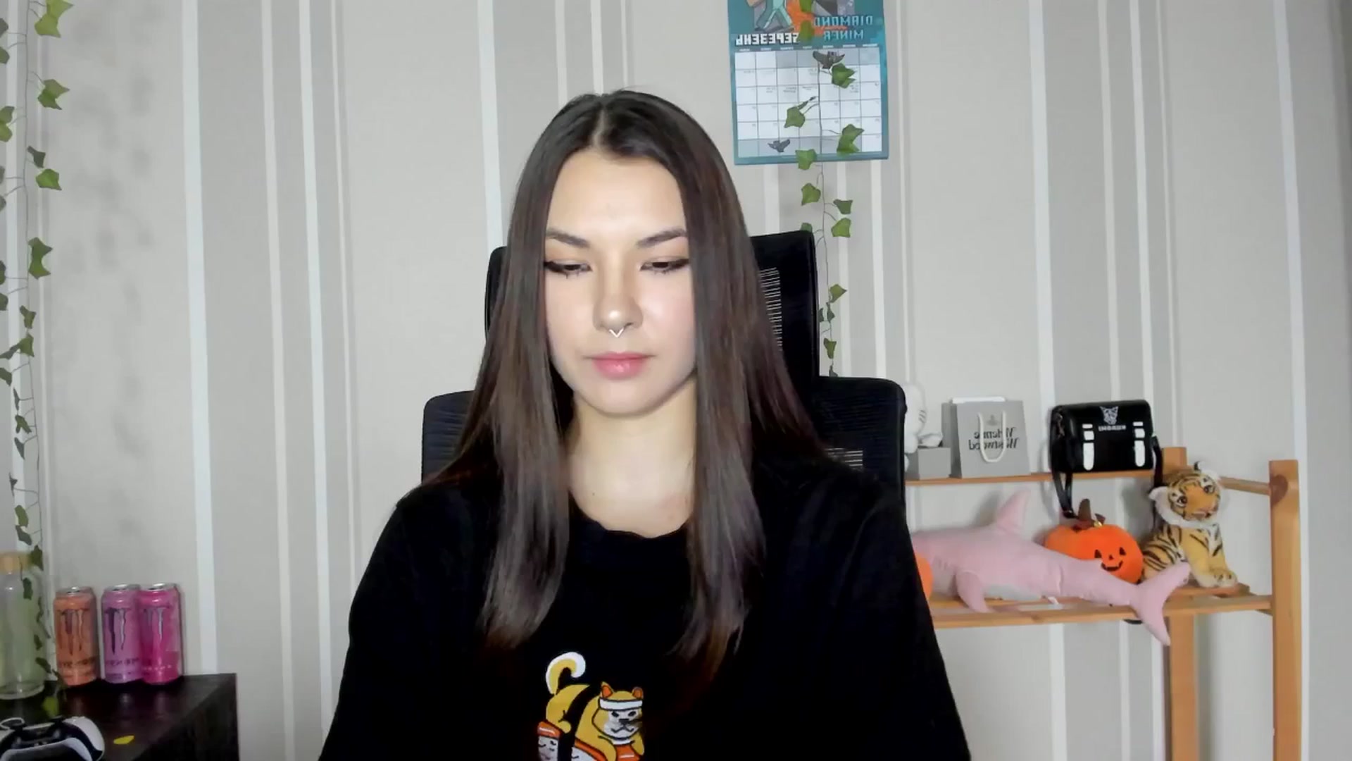 Gallery image thumbnail from AmnesiaGirl1's myfreecams stream on, 04/01/2025, 15:04 image 2 of 20