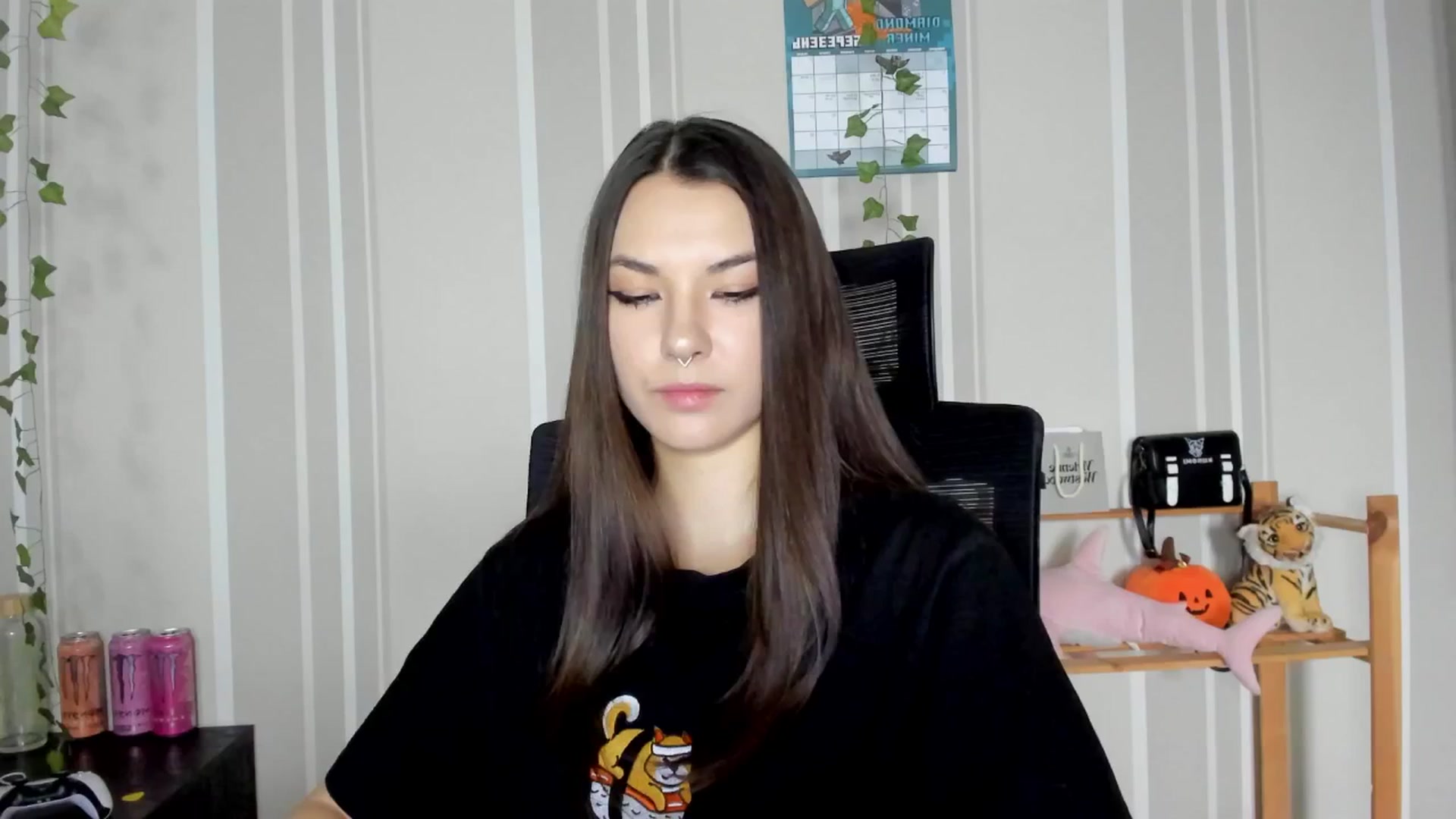 Gallery image thumbnail from AmnesiaGirl1's myfreecams stream on, 04/01/2025, 15:04 image 5 of 20