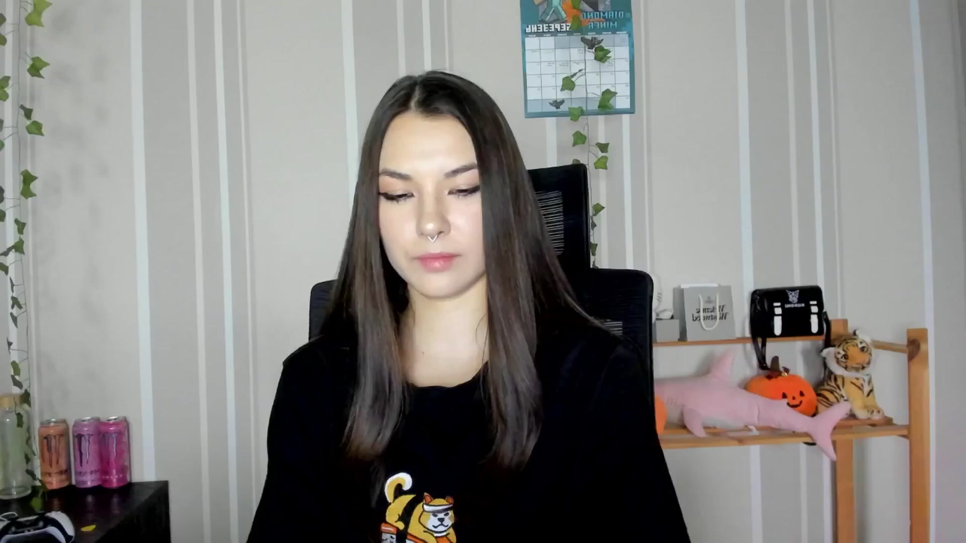 Gallery image thumbnail from AmnesiaGirl1's myfreecams stream on, 04/01/2025, 15:04 image 14 of 20