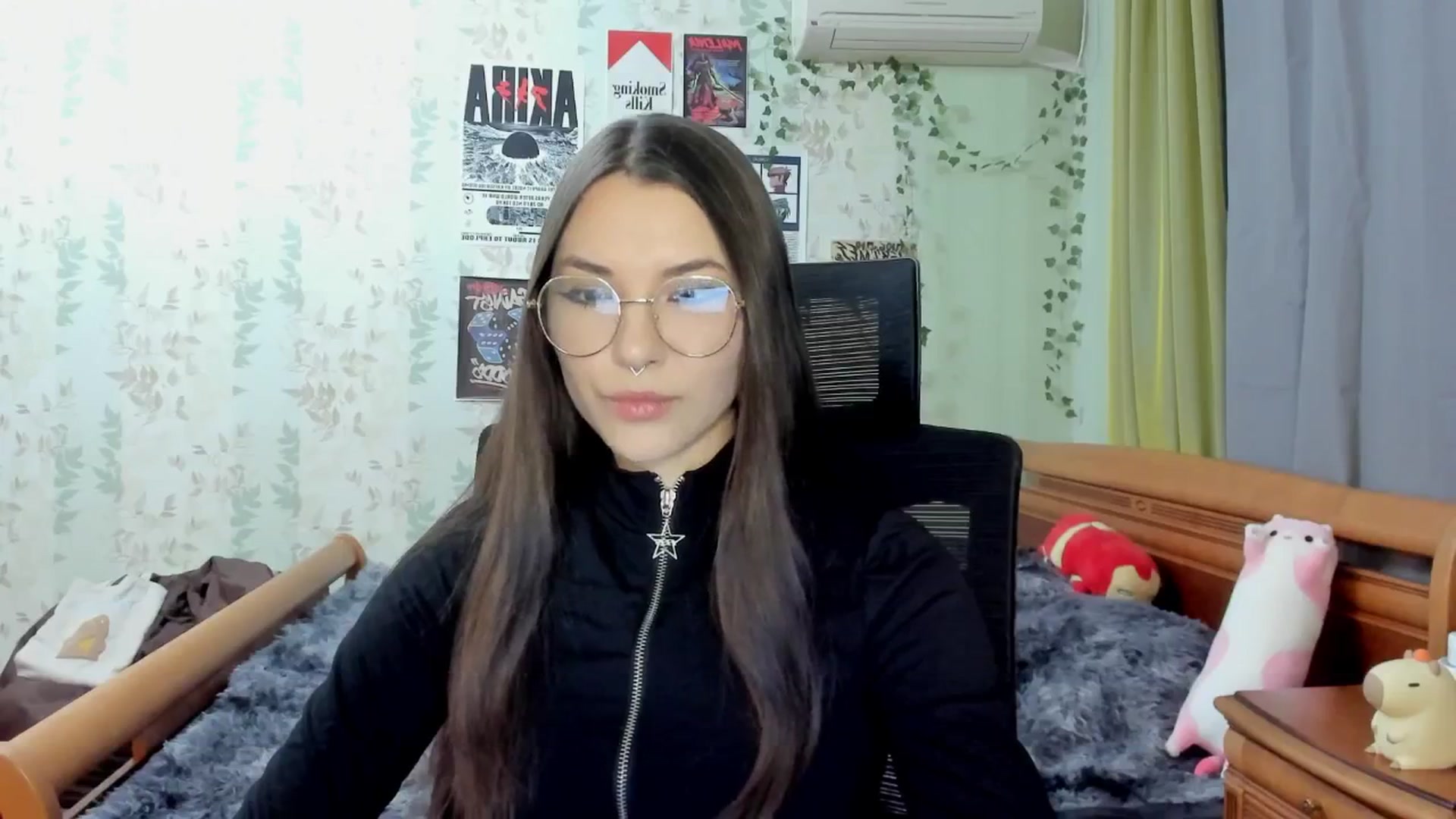 Gallery image thumbnail from AmnesiaGirl1's myfreecams stream on, 04/10/2025, 16:54 image 20 of 20