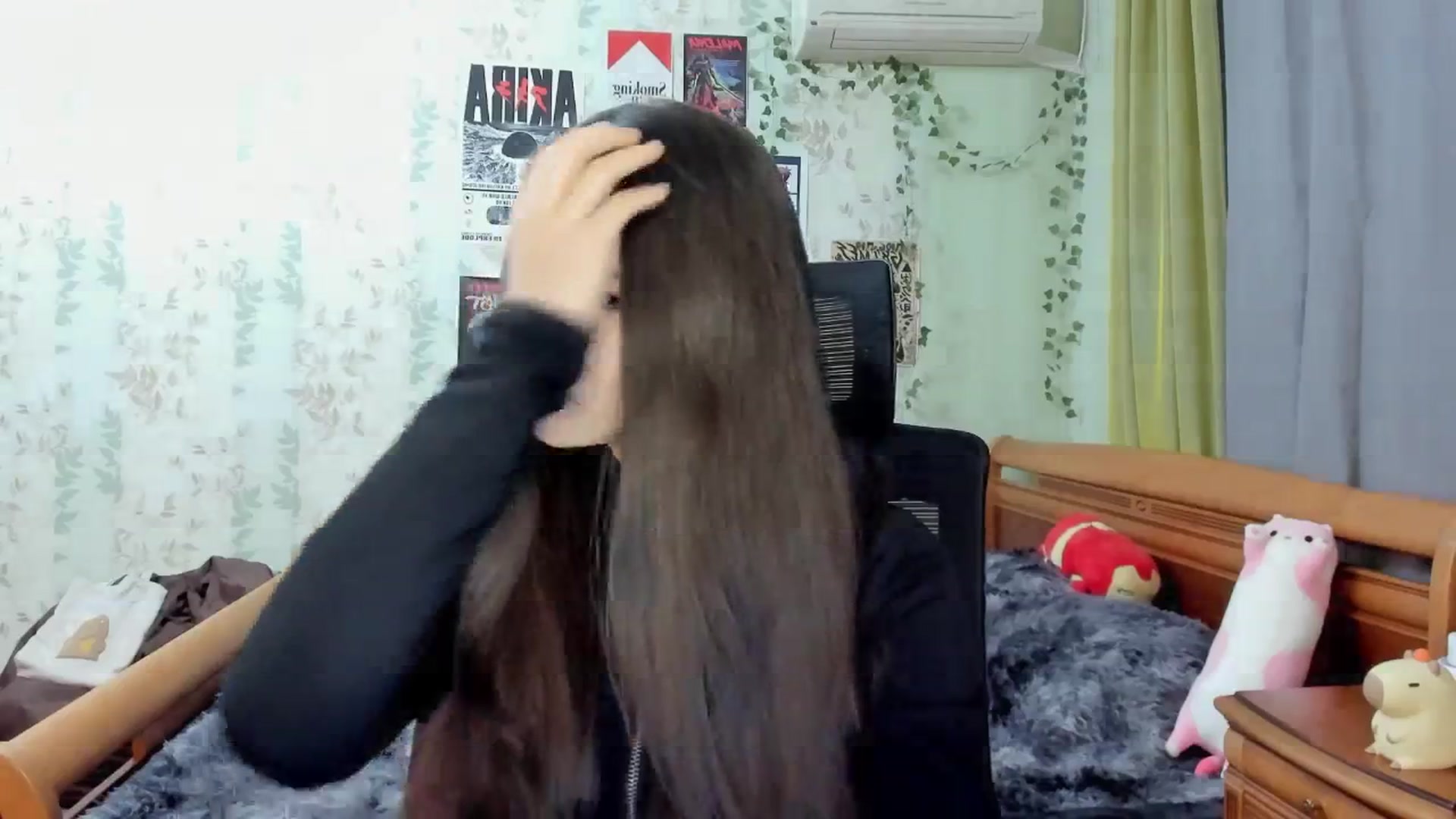 Gallery image thumbnail from AmnesiaGirl1's myfreecams stream on, 04/10/2025, 16:54 image 16 of 20