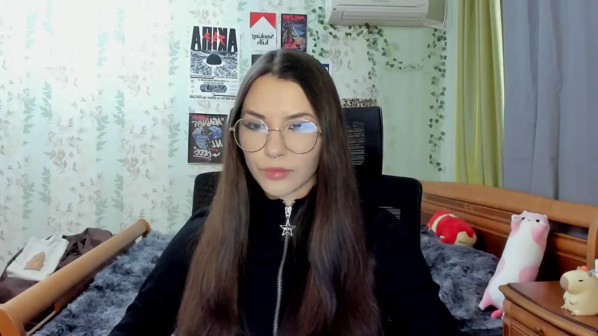 Gallery image thumbnail from AmnesiaGirl1's myfreecams stream on, 04/10/2025, 16:54 image 3 of 20