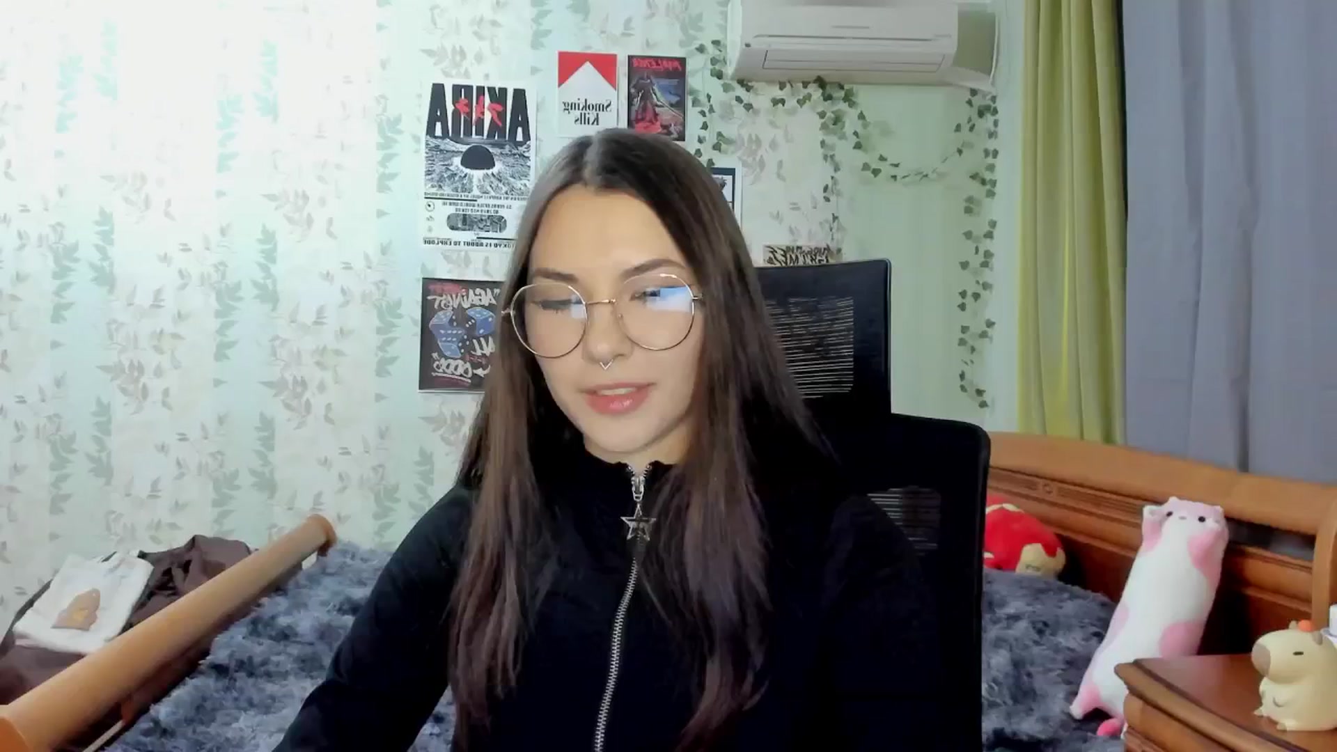 Gallery image thumbnail from AmnesiaGirl1's myfreecams stream on, 04/10/2025, 17:58 image 14 of 20