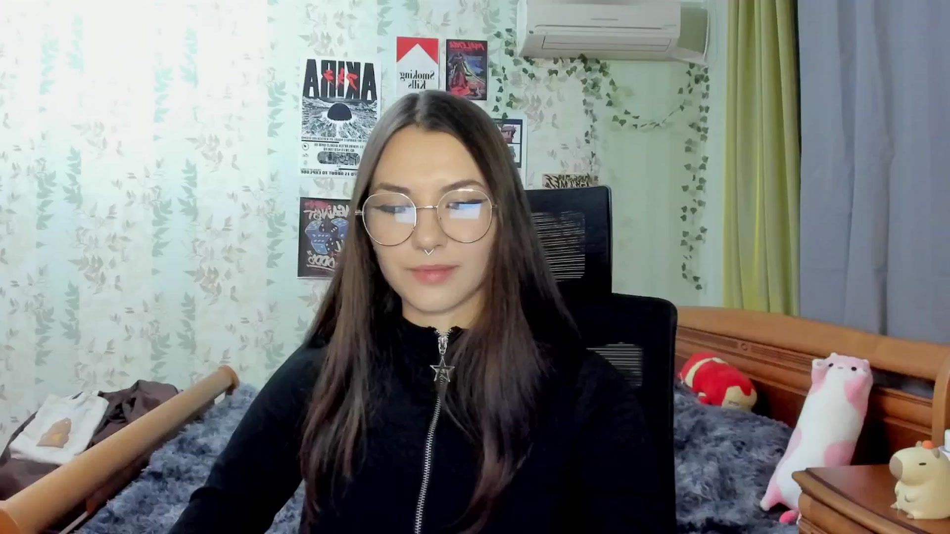 Gallery image thumbnail from AmnesiaGirl1's myfreecams stream on, 04/10/2025, 17:58 image 16 of 20