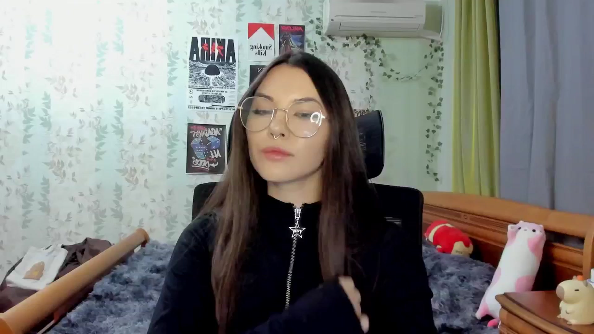 Gallery image thumbnail from AmnesiaGirl1's myfreecams stream on, 04/10/2025, 19:04 image 18 of 20