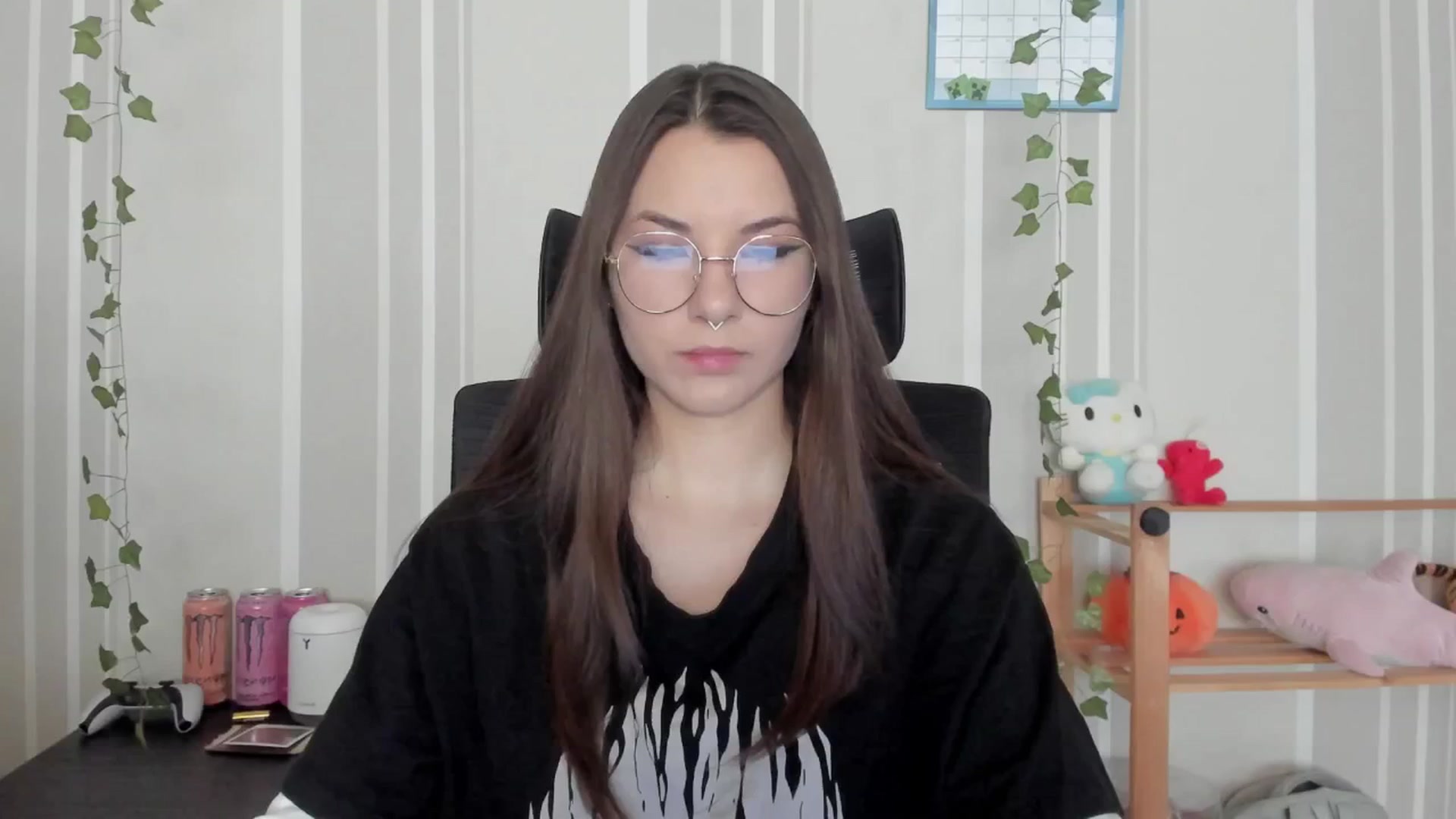 Gallery image thumbnail from AmnesiaGirl1's myfreecams stream on, 04/11/2025, 12:25 image 7 of 20