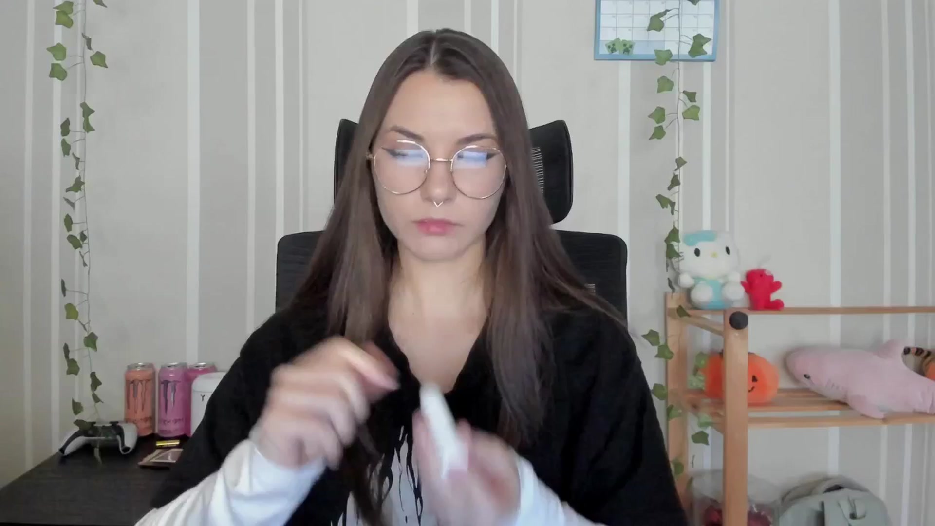 Gallery image thumbnail from AmnesiaGirl1's myfreecams stream on, 04/11/2025, 12:25 image 13 of 20