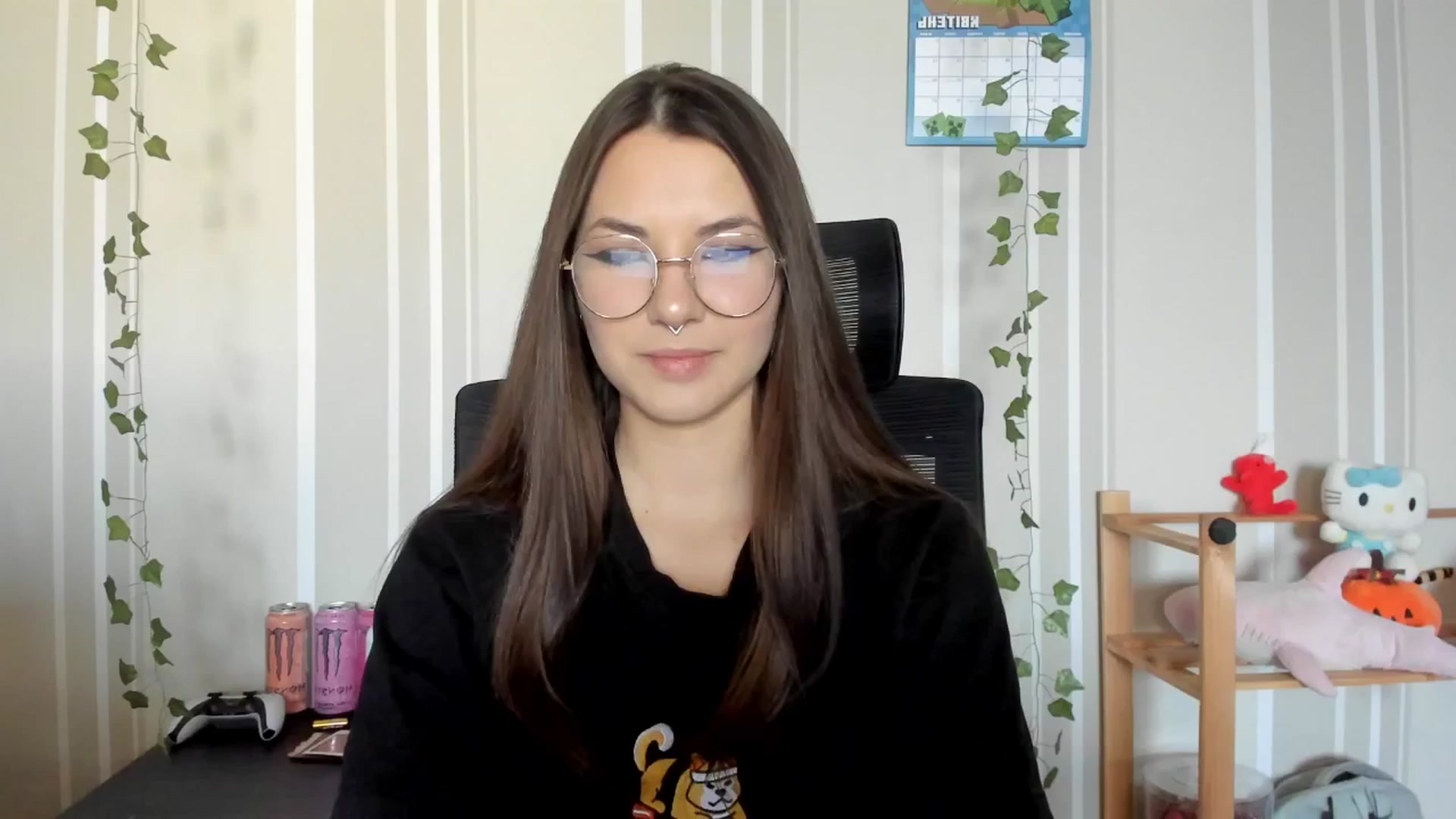 Gallery image thumbnail from AmnesiaGirl1's myfreecams stream on, 04/12/2025, 16:37 image 5 of 20
