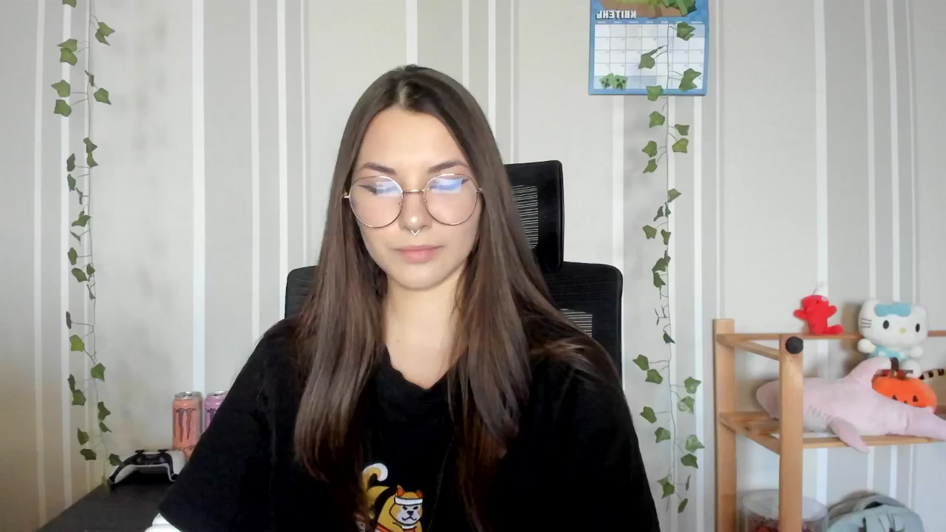 Gallery image thumbnail from AmnesiaGirl1's myfreecams stream on, 04/12/2025, 16:37 image 14 of 20