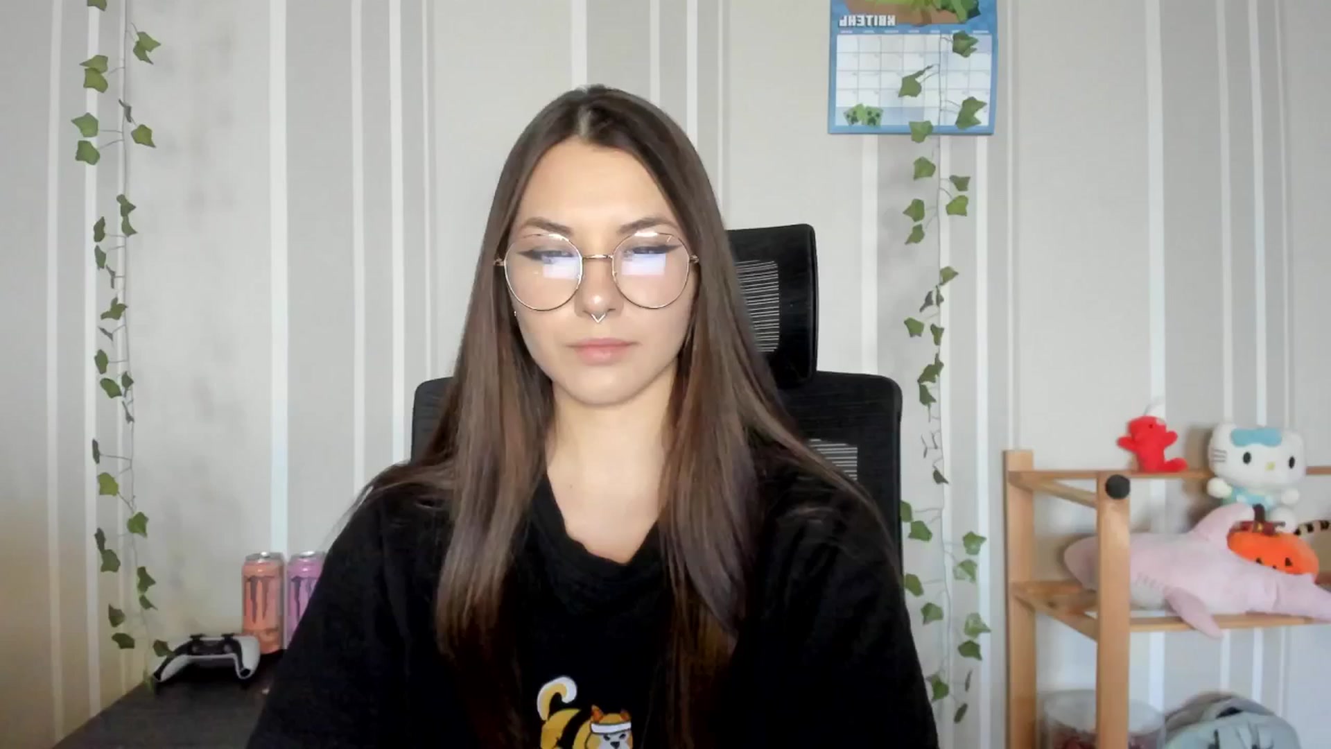 Gallery image thumbnail from AmnesiaGirl1's myfreecams stream on, 04/12/2025, 16:37 image 15 of 20
