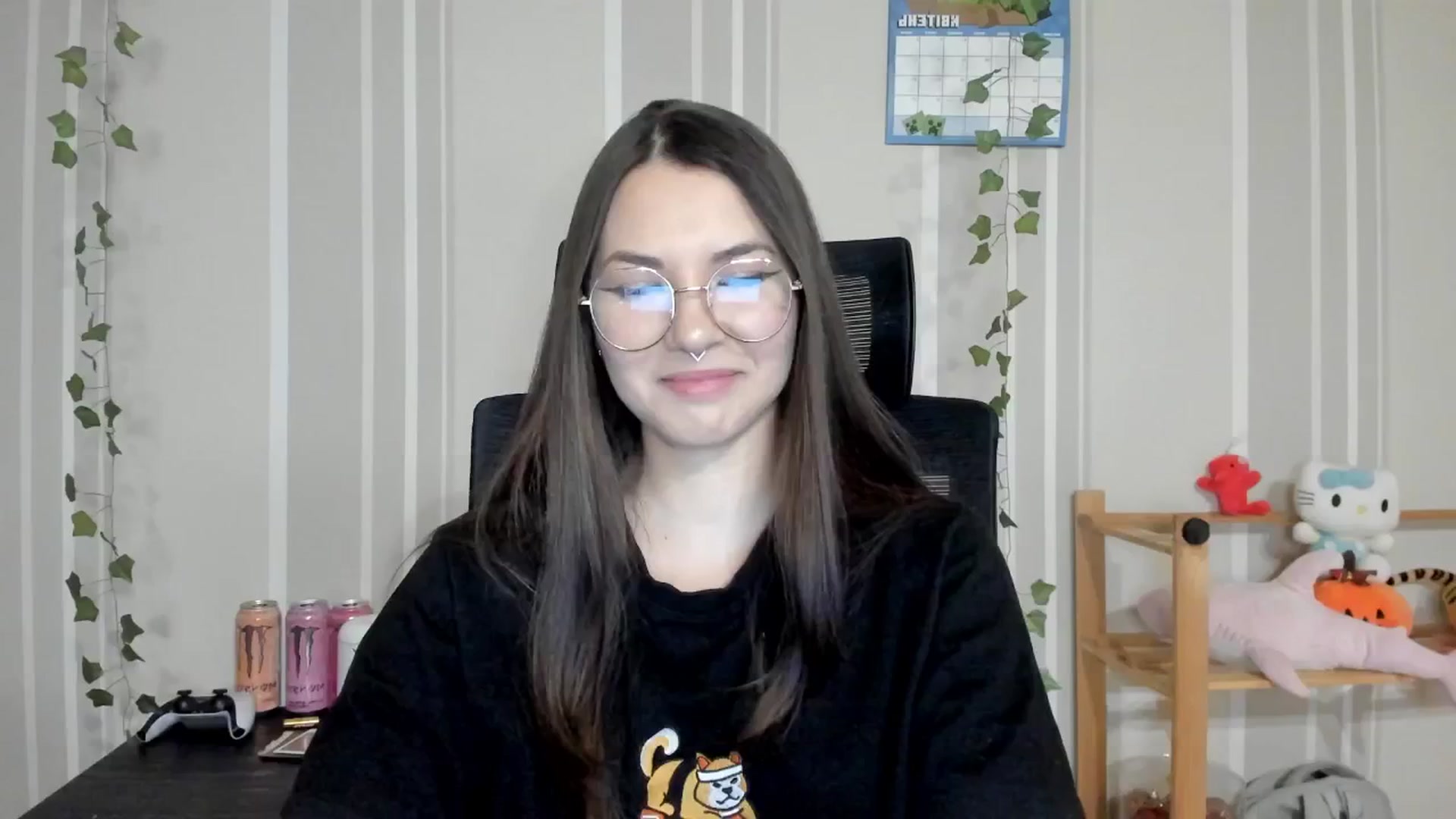 Gallery image thumbnail from AmnesiaGirl1's myfreecams stream on, 04/12/2025, 19:11 image 18 of 20