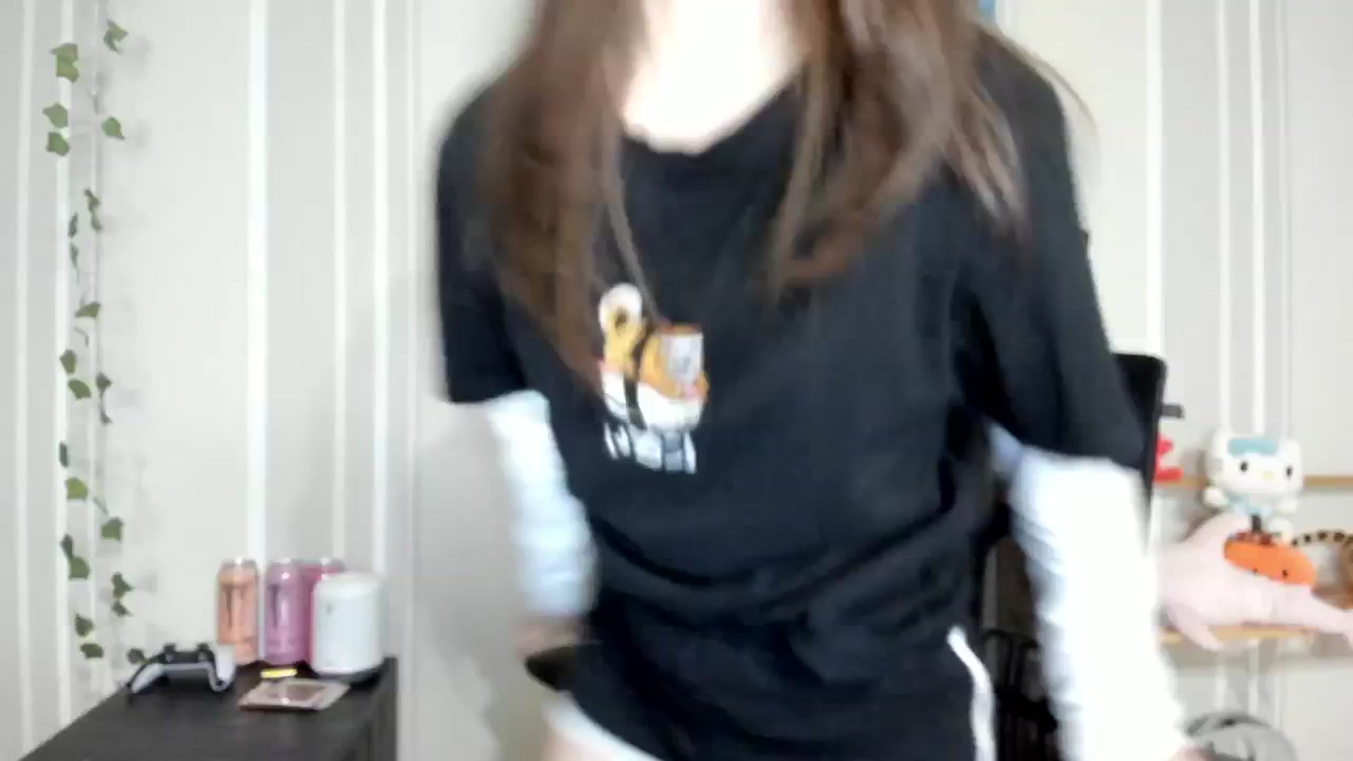 Gallery image thumbnail from AmnesiaGirl1's myfreecams stream on, 04/12/2025, 19:11 image 19 of 20