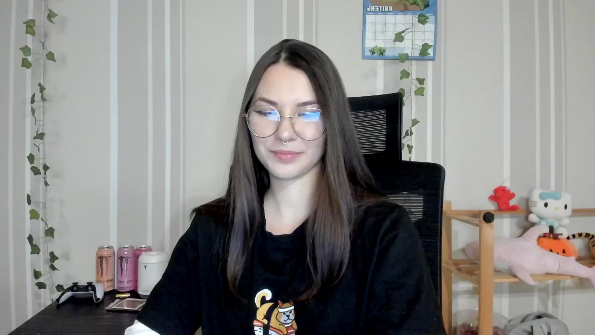 Gallery image thumbnail from AmnesiaGirl1's myfreecams stream on, 04/12/2025, 19:11 image 12 of 20