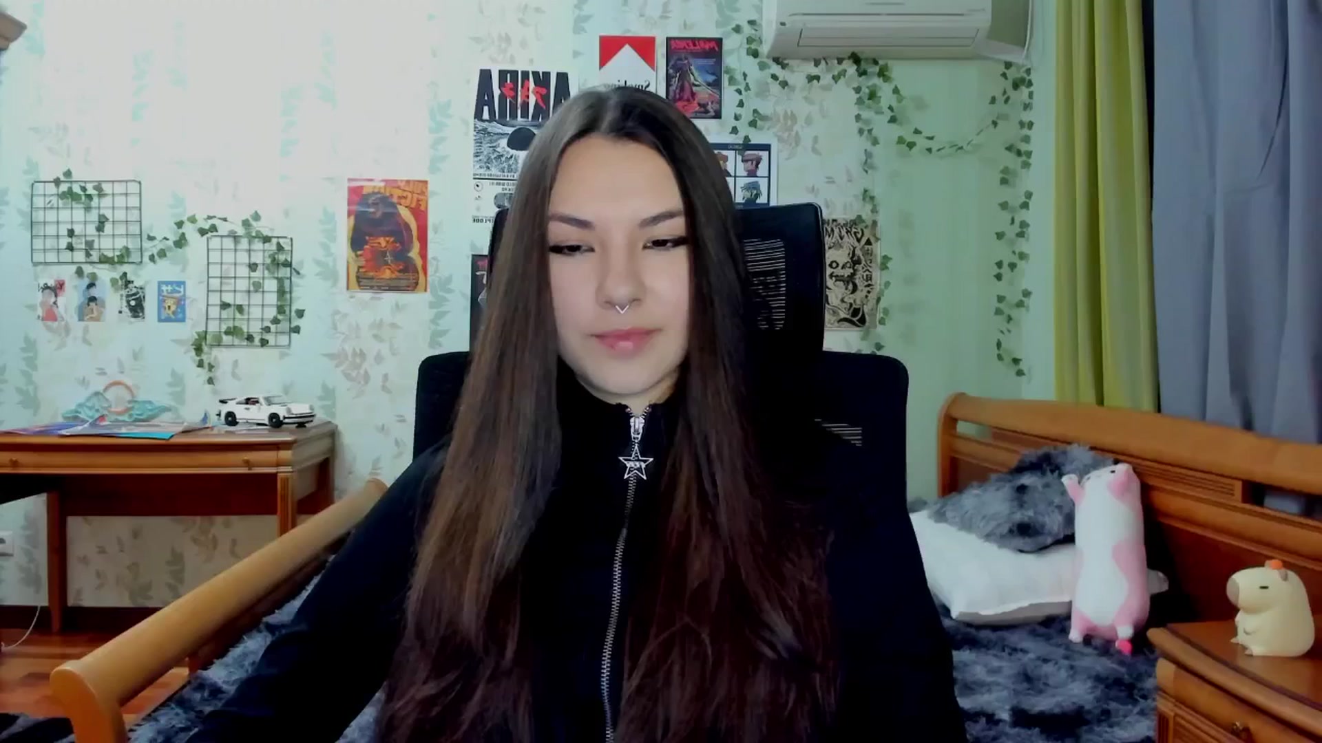 Gallery image thumbnail from AmnesiaGirl1's myfreecams stream on, 04/14/2025, 20:19 image 6 of 20
