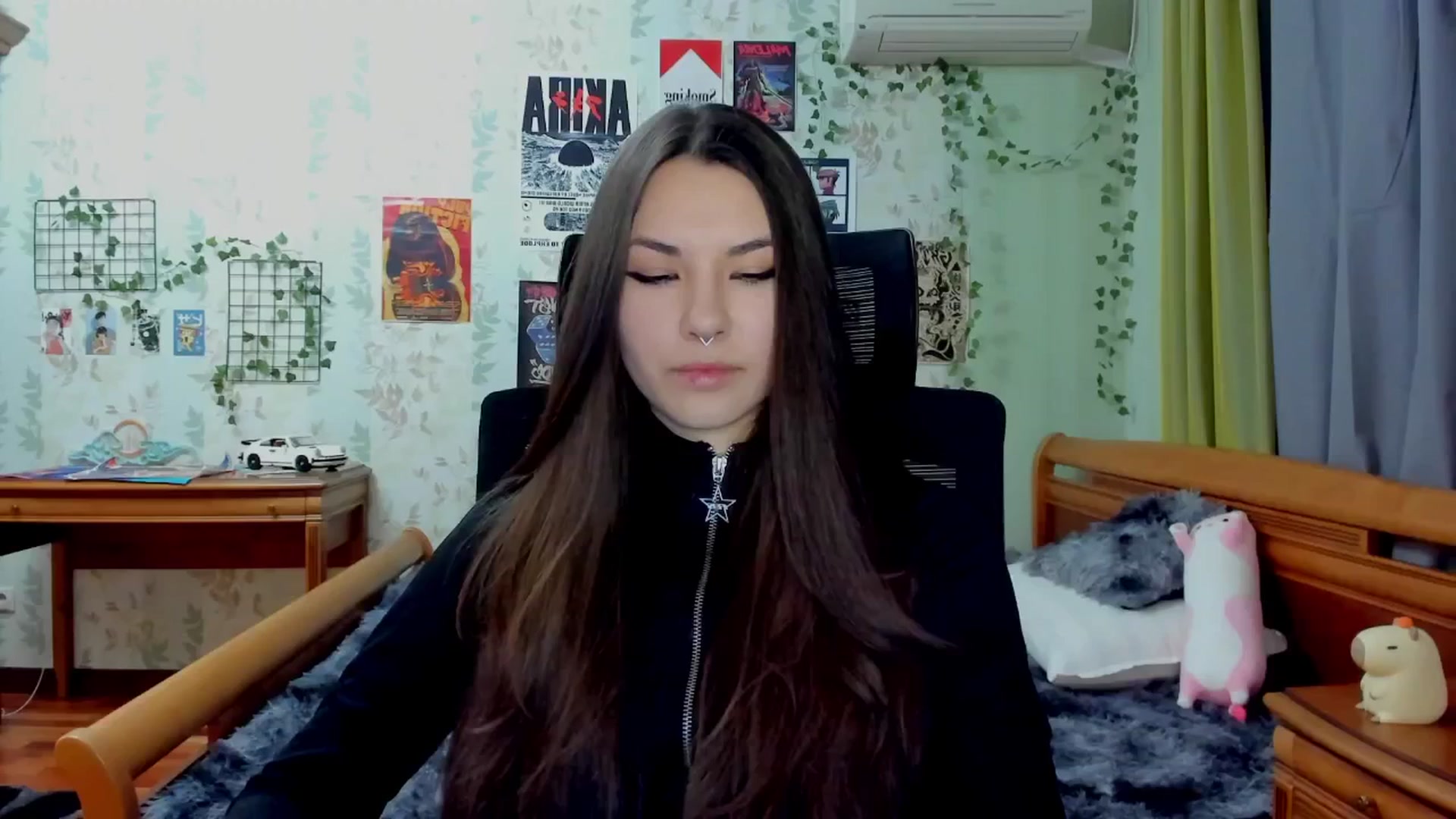 Gallery image thumbnail from AmnesiaGirl1's myfreecams stream on, 04/14/2025, 20:19 image 3 of 20