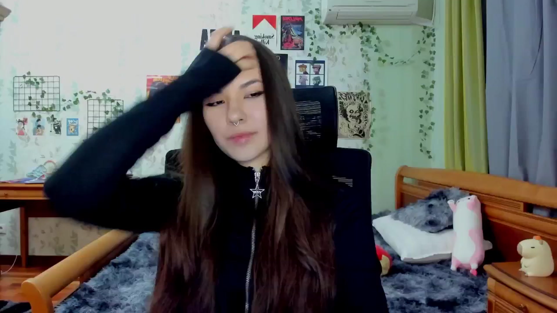 Gallery image thumbnail from AmnesiaGirl1's myfreecams stream on, 04/14/2025, 20:19 image 15 of 20