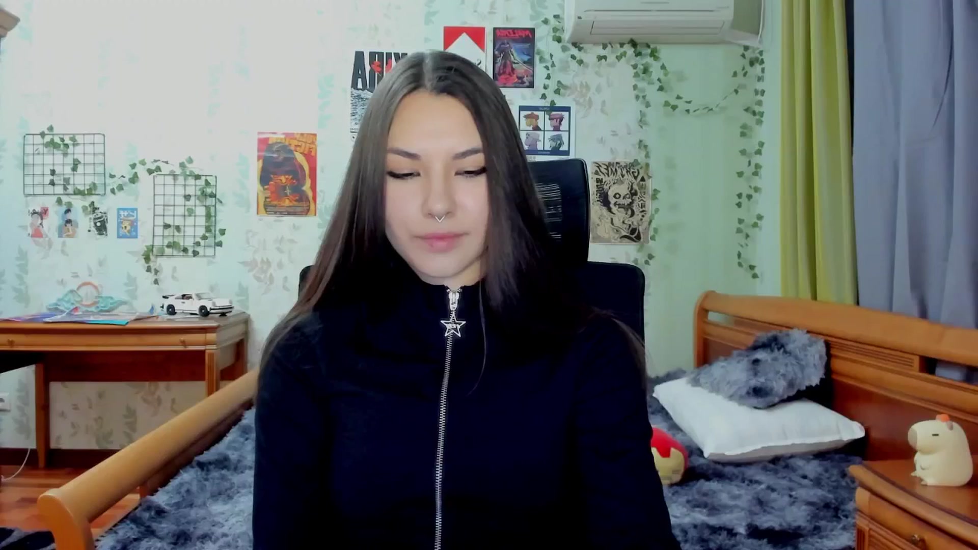 Gallery image thumbnail from AmnesiaGirl1's myfreecams stream on, 04/14/2025, 21:52 image 8 of 20