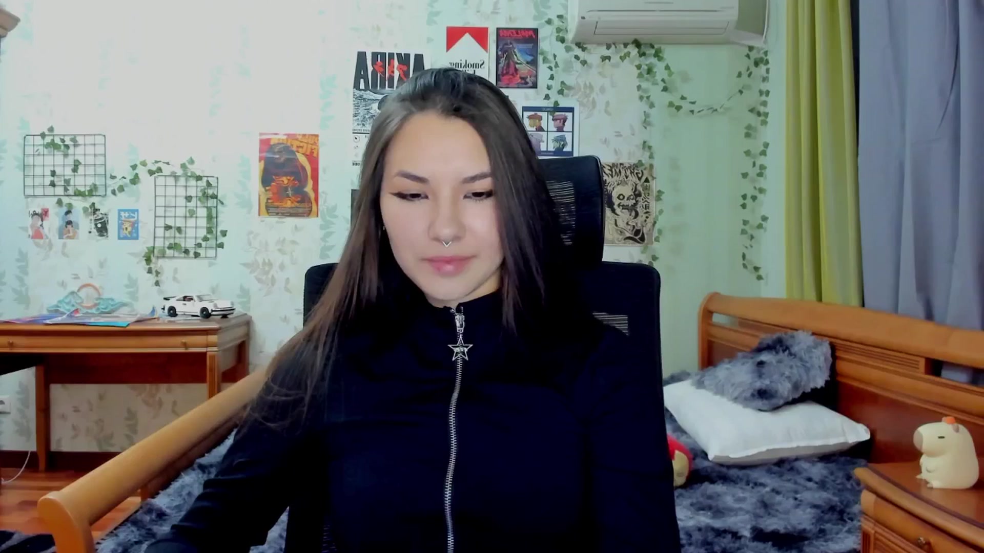 Gallery image thumbnail from AmnesiaGirl1's myfreecams stream on, 04/14/2025, 21:52 image 1 of 20