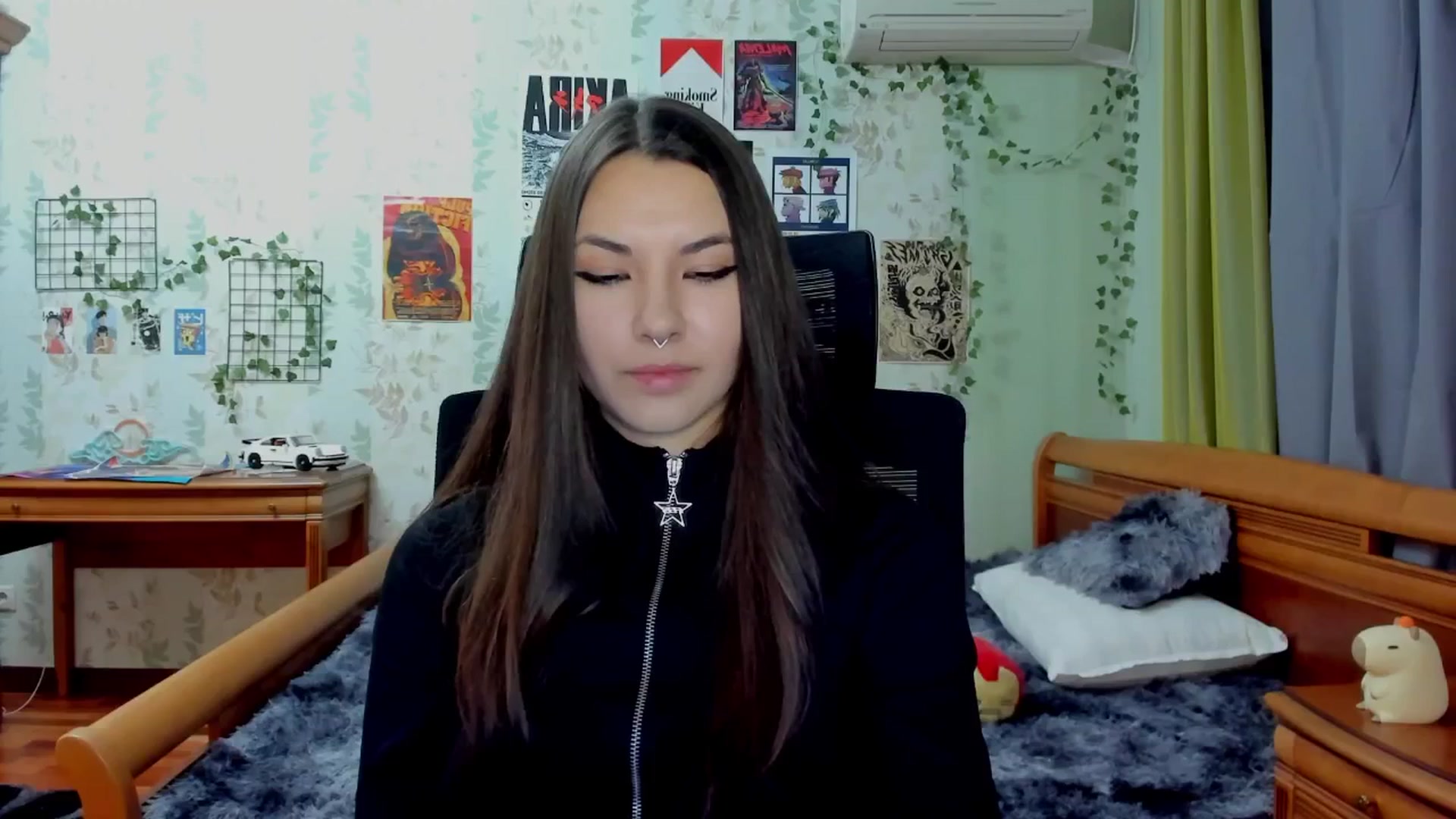 Gallery image thumbnail from AmnesiaGirl1's myfreecams stream on, 04/14/2025, 21:52 image 19 of 20